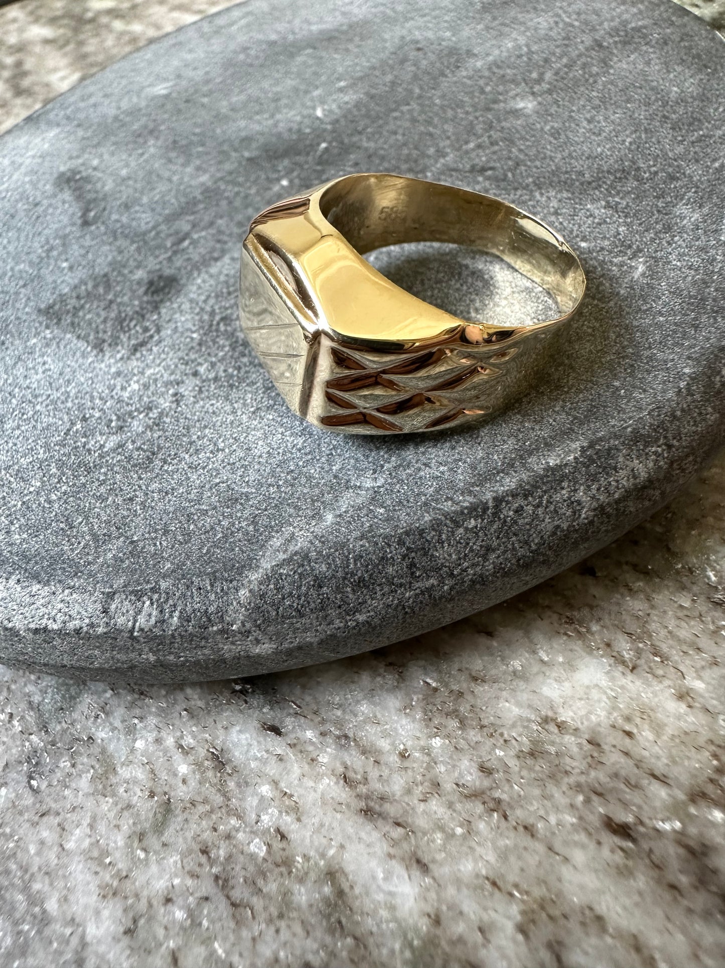 14k Gouden Zegelring