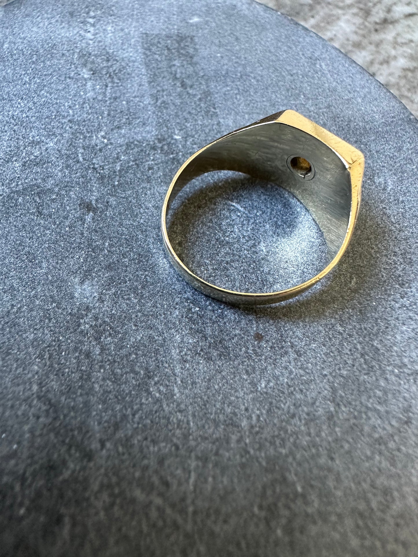 14k Gouden Zegelring met Onyx Laagsteen en Zirkonia