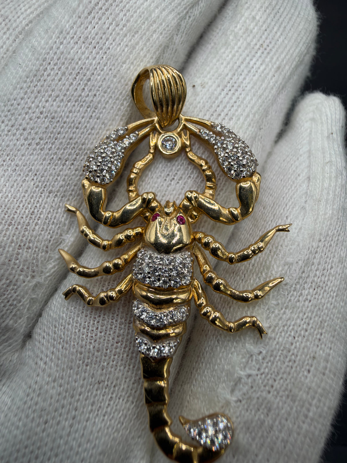 14K Gouden Schorpioen Hanger met Zirkonia – 45 × 28 mm