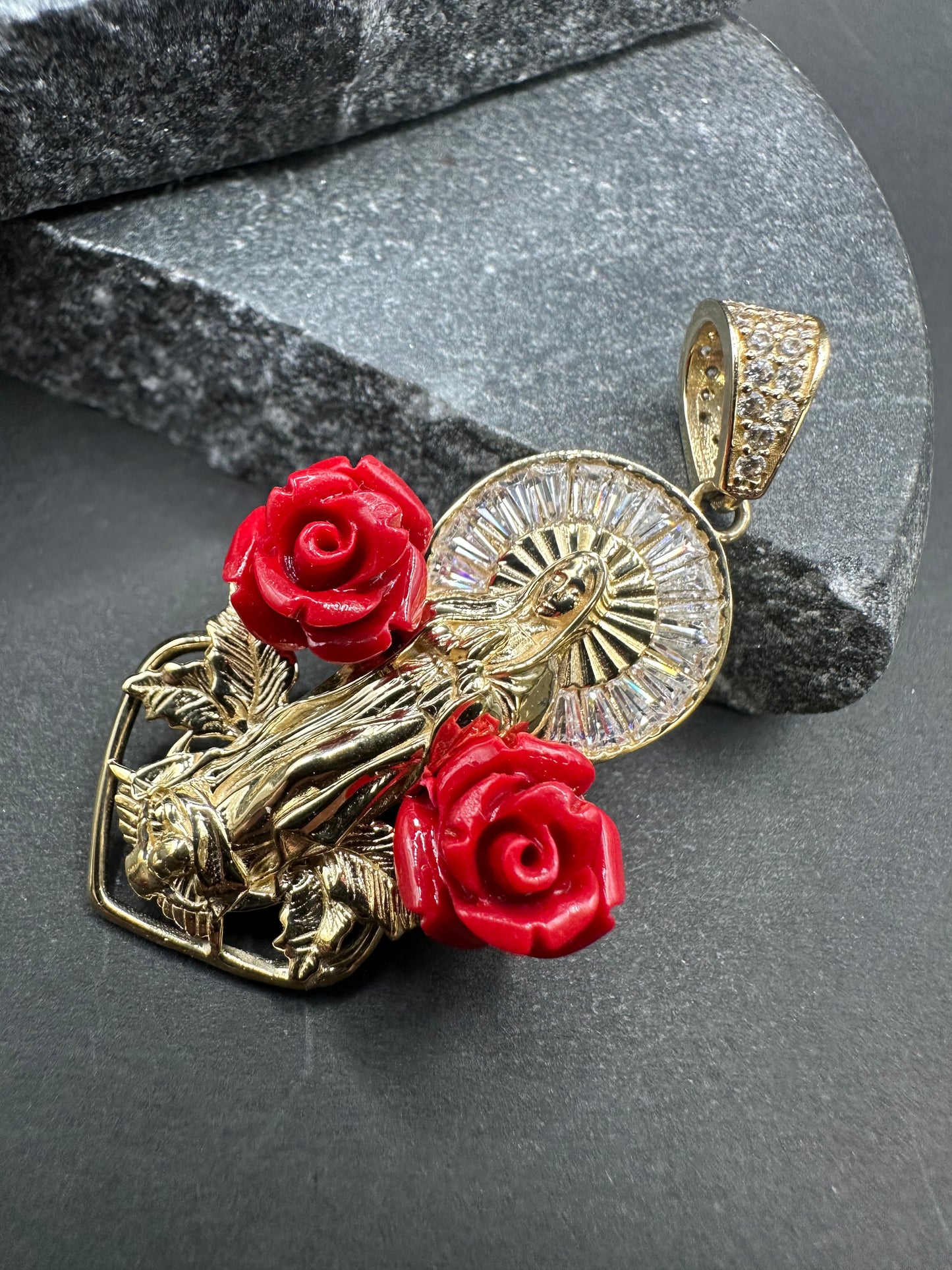 14K Gouden Maria Hanger met Zirkonia
