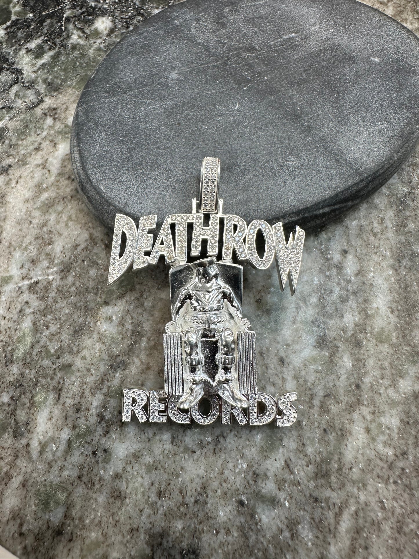 Prachtige 925 Zilveren Death Row Records Hanger – Iced met Zirkonia