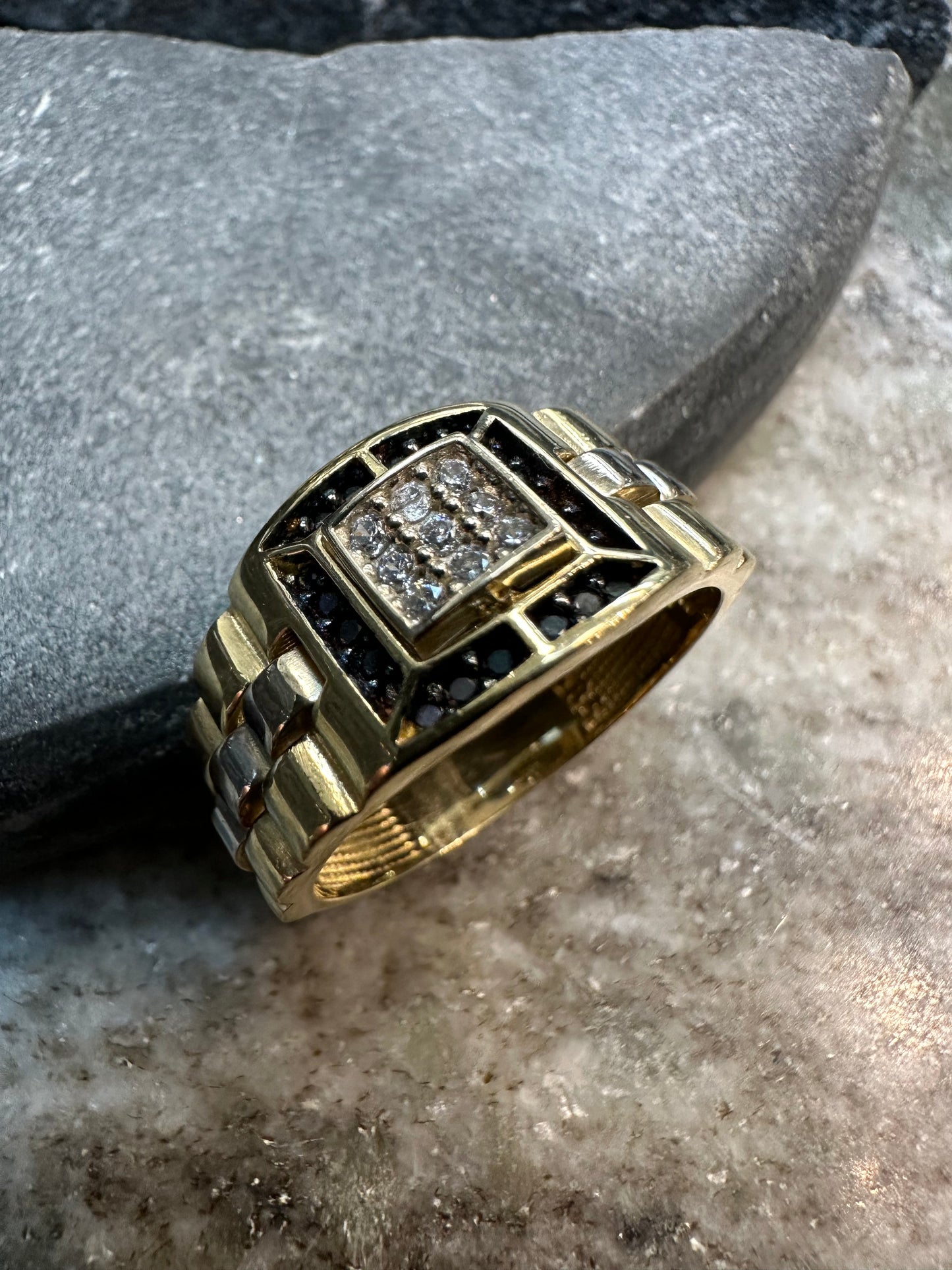 Prachtige 14K Gouden Onyx Rollie Ring – Maat 20,5 | Stoer & Luxe