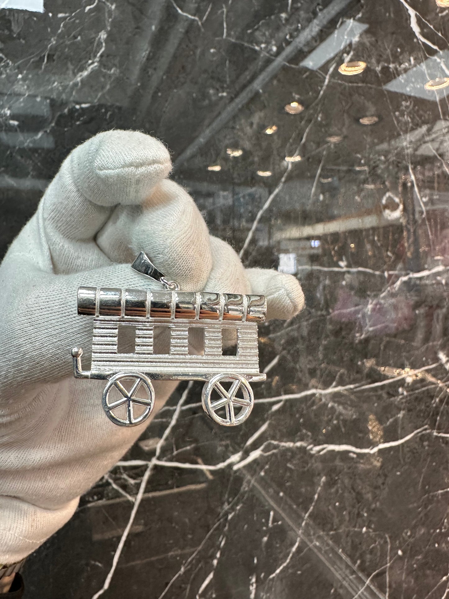 Sam’s Juwelen – 925 Zilveren Woonwagen Hanger