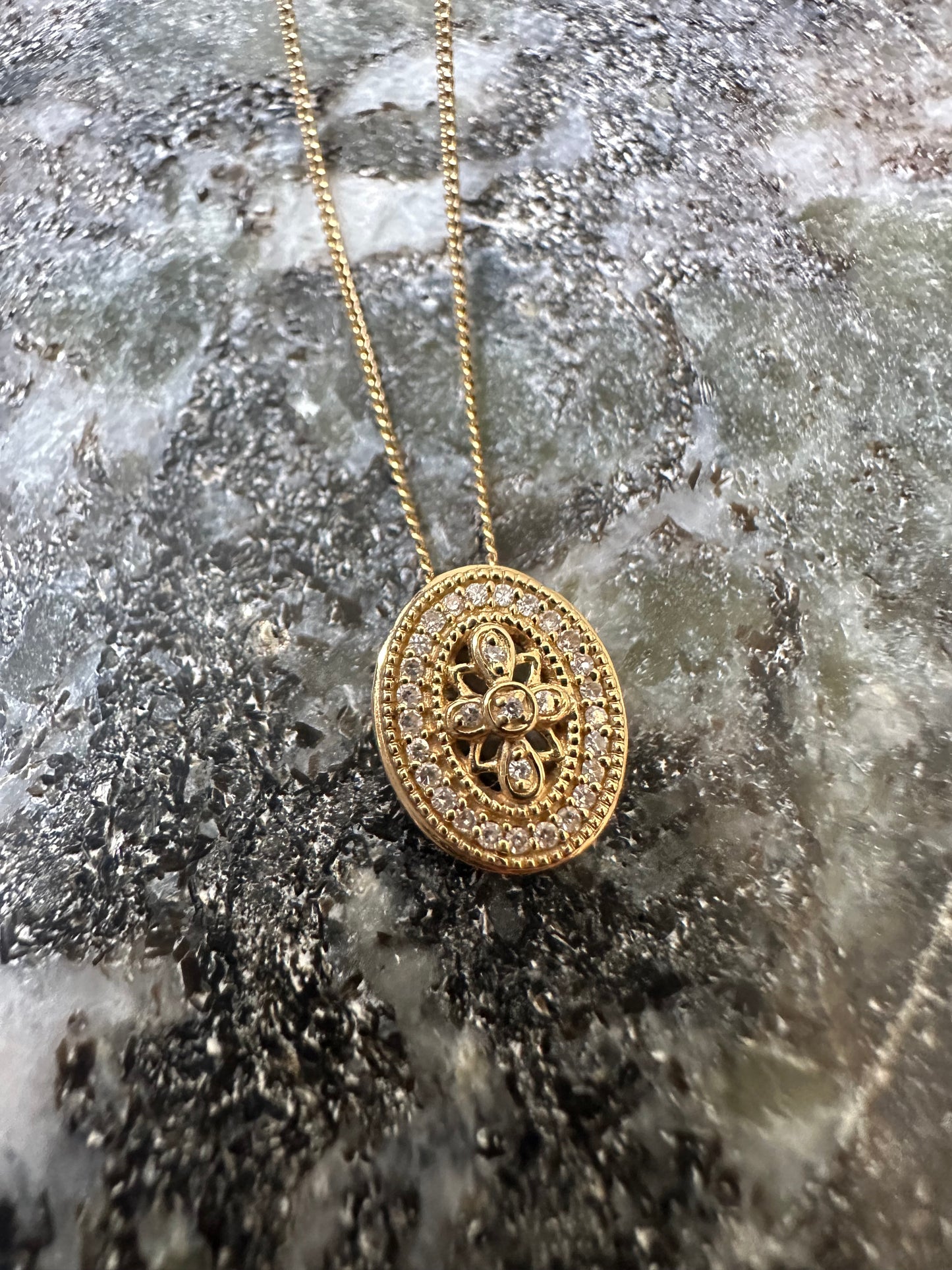 Prachtige 14k Gouden Ketting met Diamanten Hanger