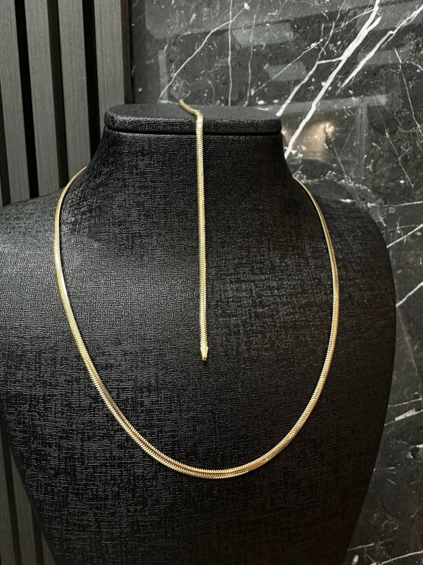 14K Gouden Slangen Set – Tijdloze Elegantie