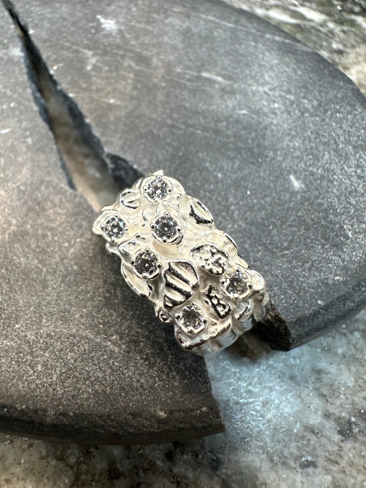 925 Zilveren Iced Nugget Ring – Luxe & Opvallend Design