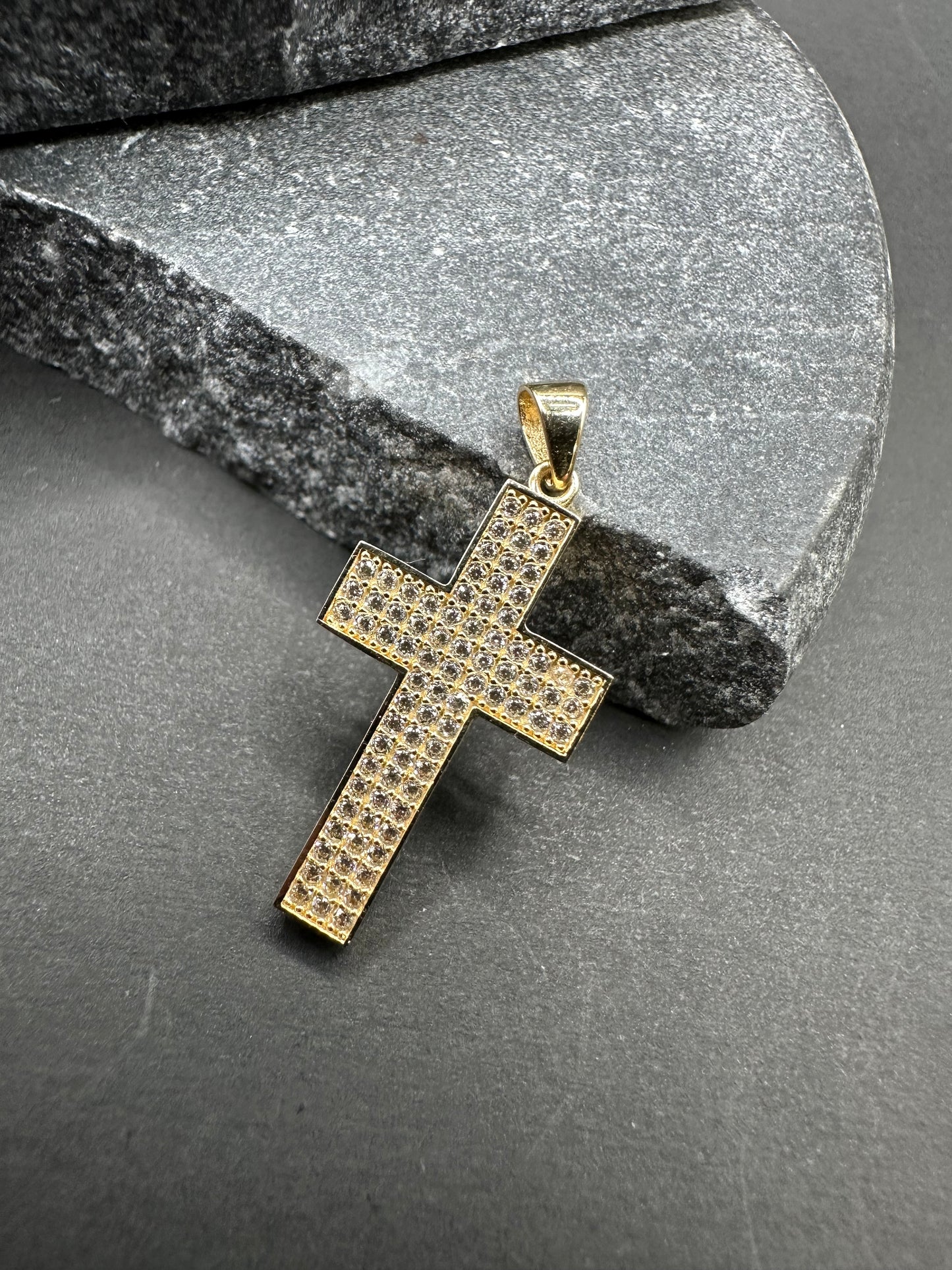 14K Gouden Kruis met Zirkonia