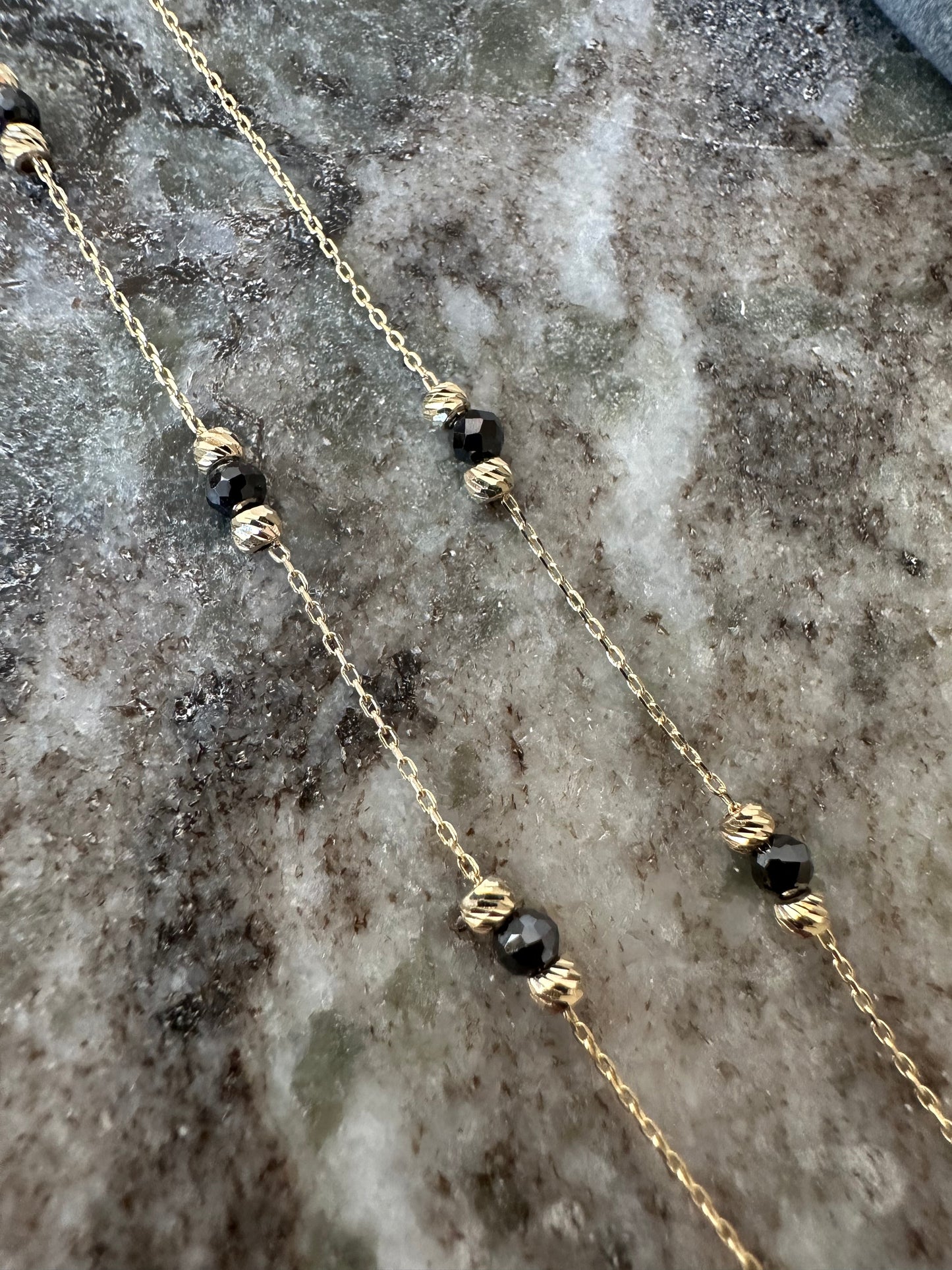 14K Gouden Ketting met Onyx Stenen