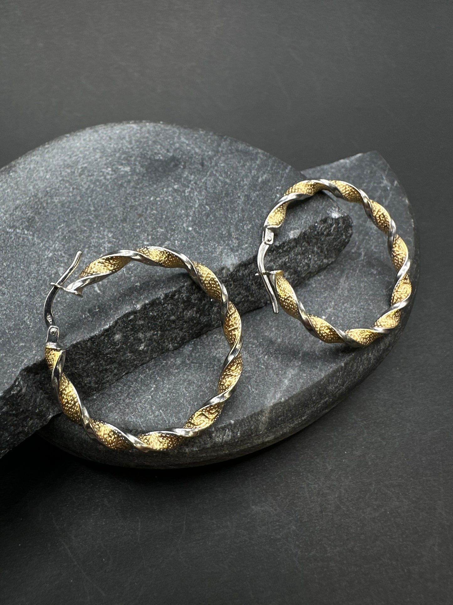 14K Gouden Bicolor Wokkels – 31 mm