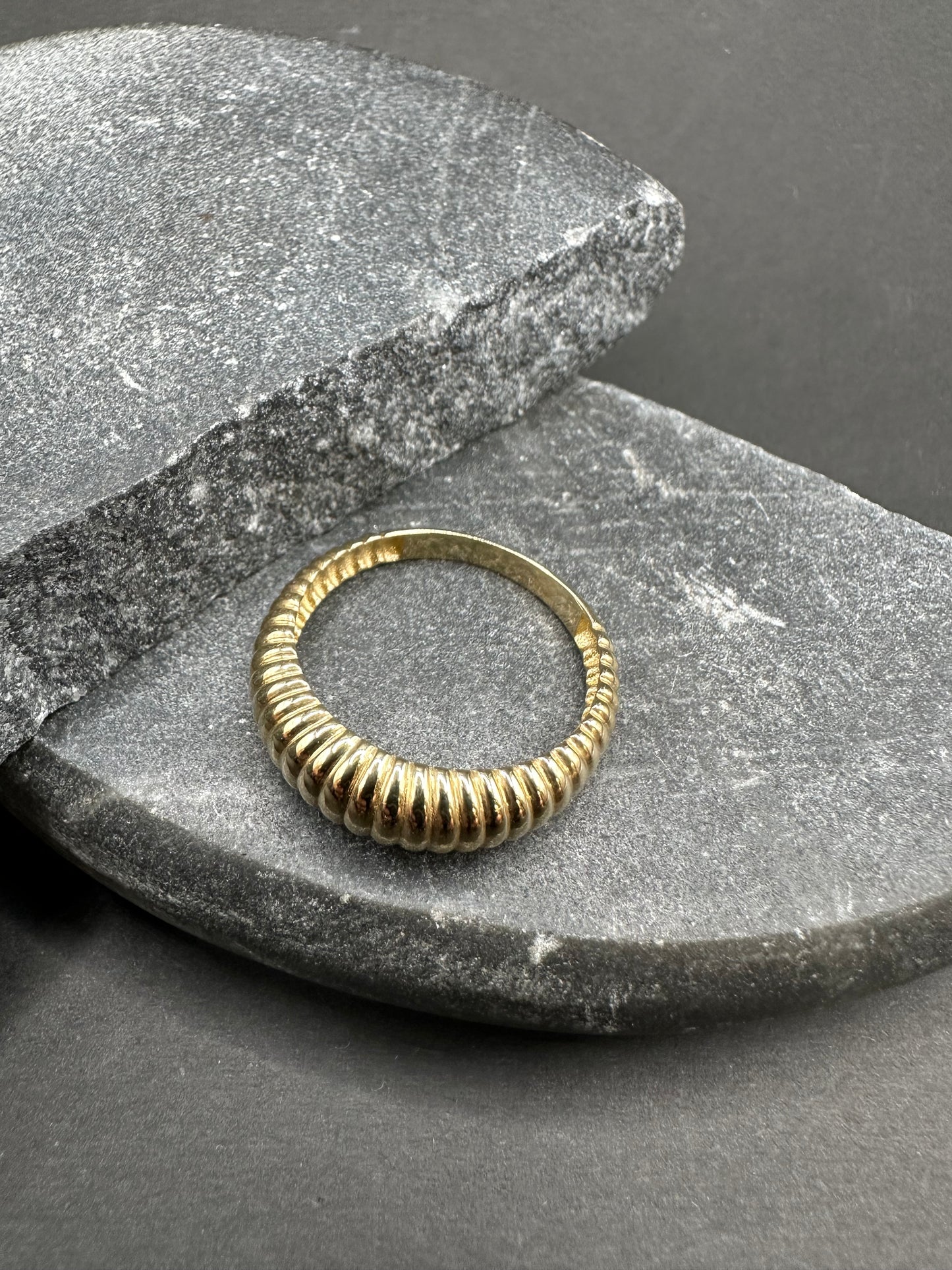 14K Gouden Dames Ring – Maat 19