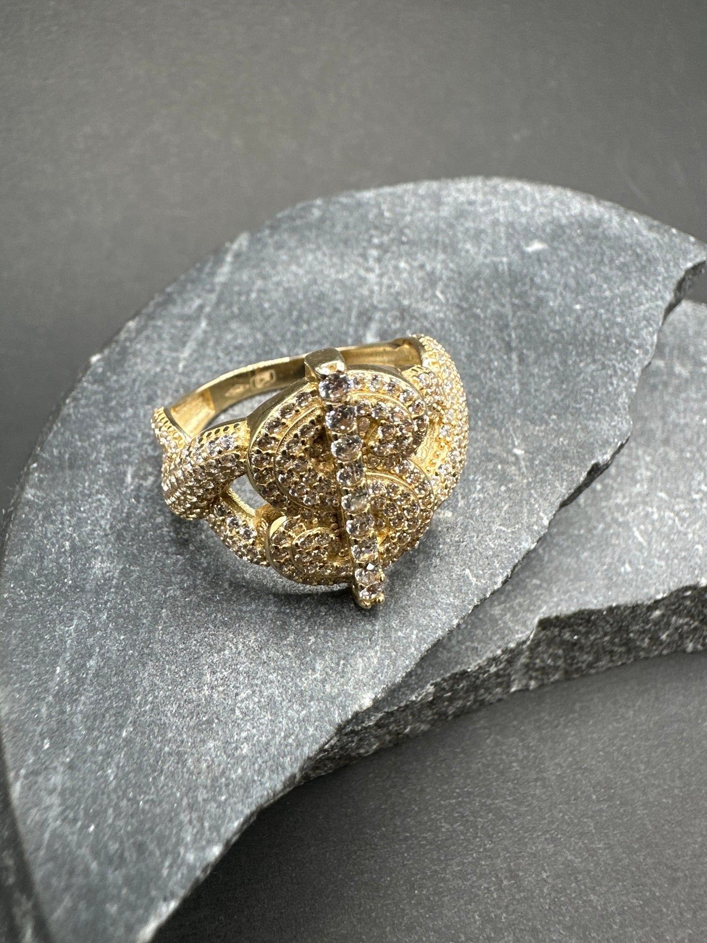 14K Gouden Iced Out Dollar Ring met Zirkonia – Maat 20
