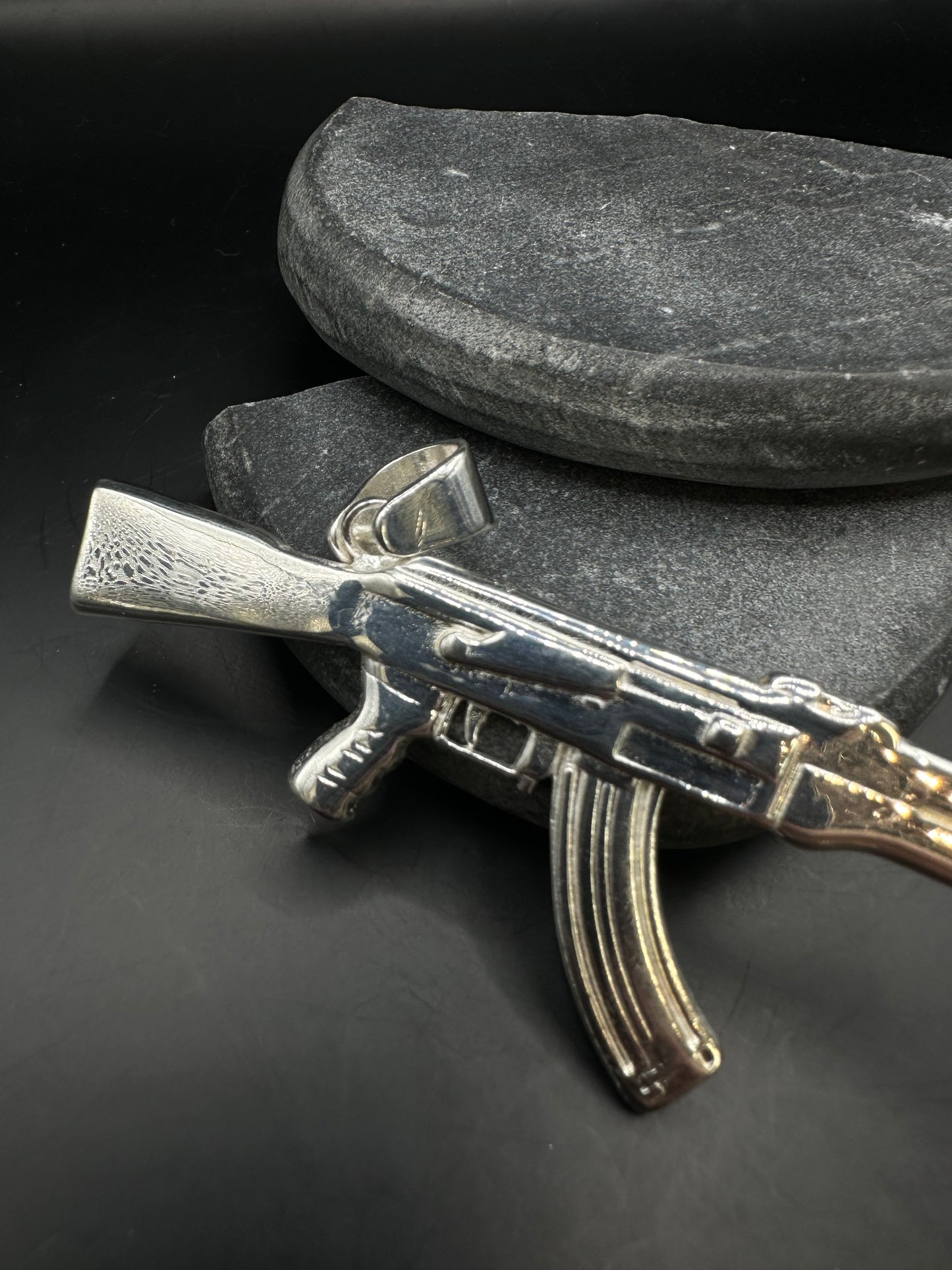 925 XL Zilveren AK-47 Hanger – Massief Zilver – 11 cm
