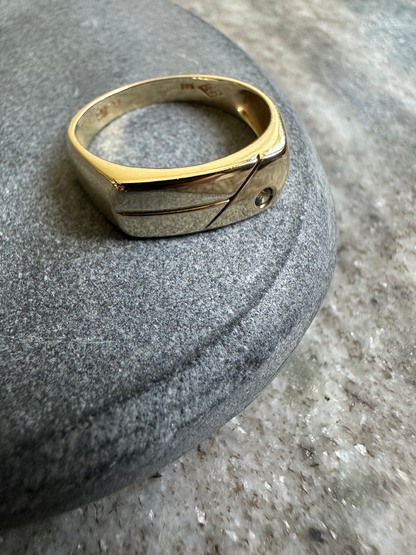14K Gouden Zegelring met Zirkonia
