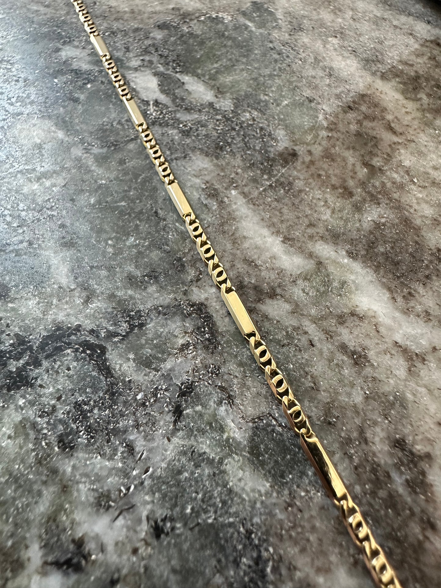 14K Gouden Massieve Valkenoog Armband