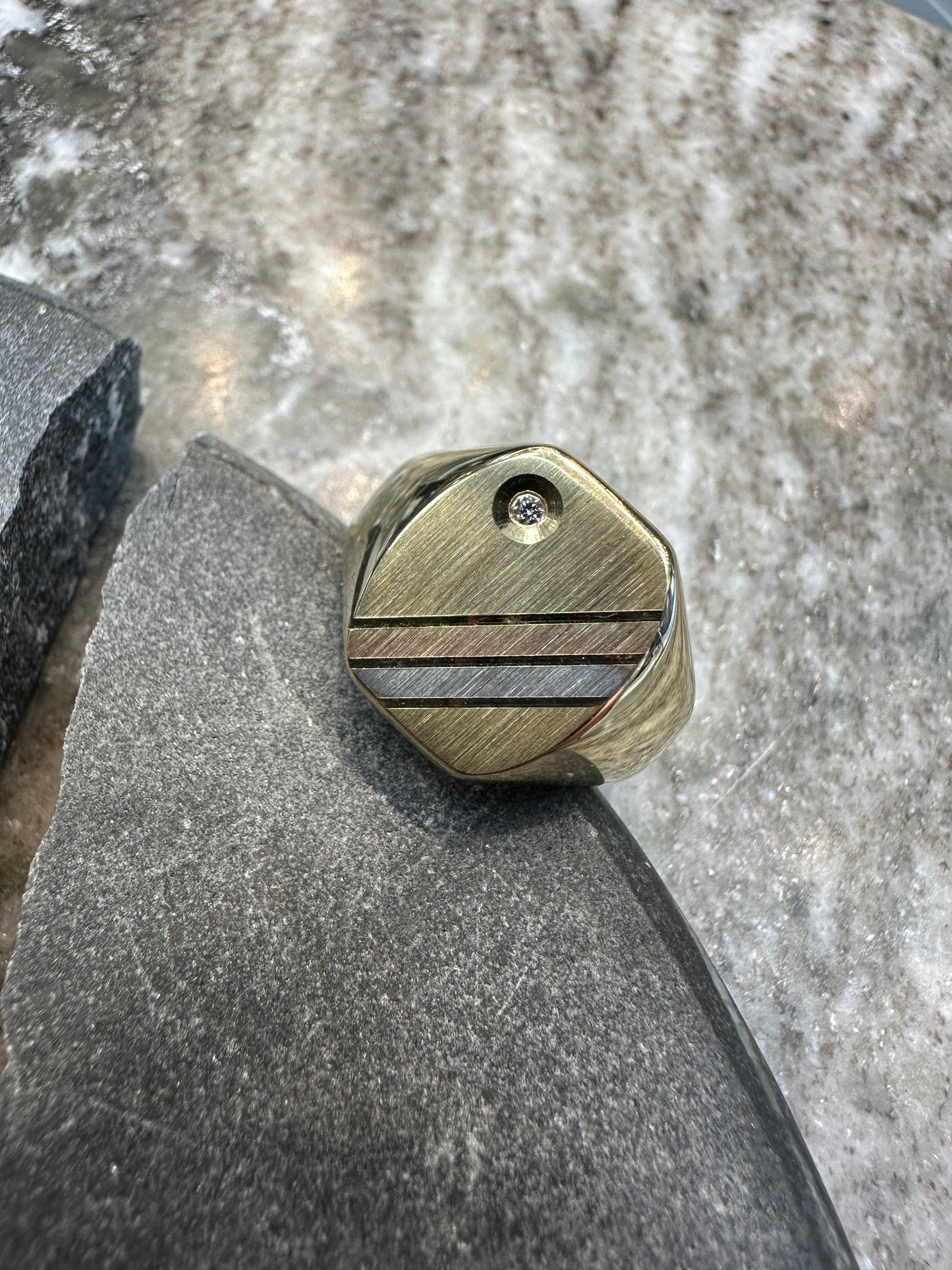 Prachtige 14K Gouden Klassieke Tricolor Ring met Zirkonia
