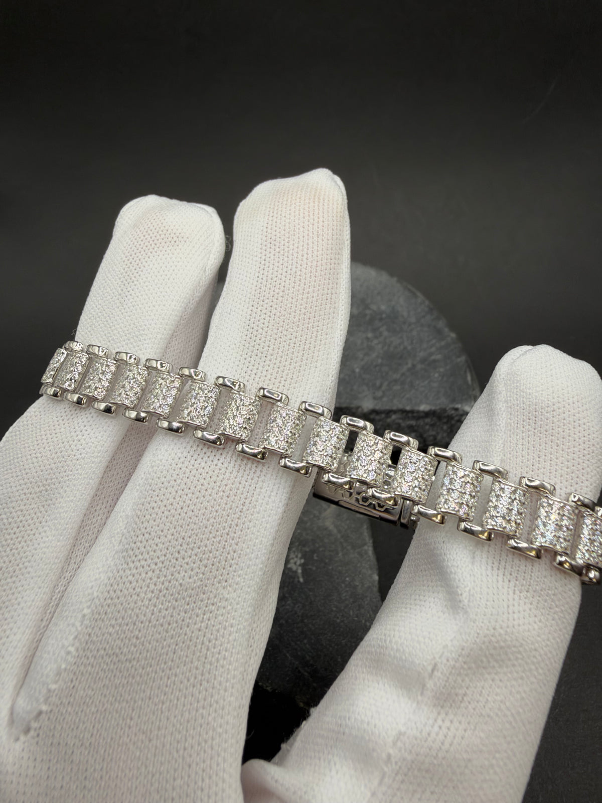 925 Zilveren Iced Cuban Armband – 19 cm – 8,5 mm – Massief