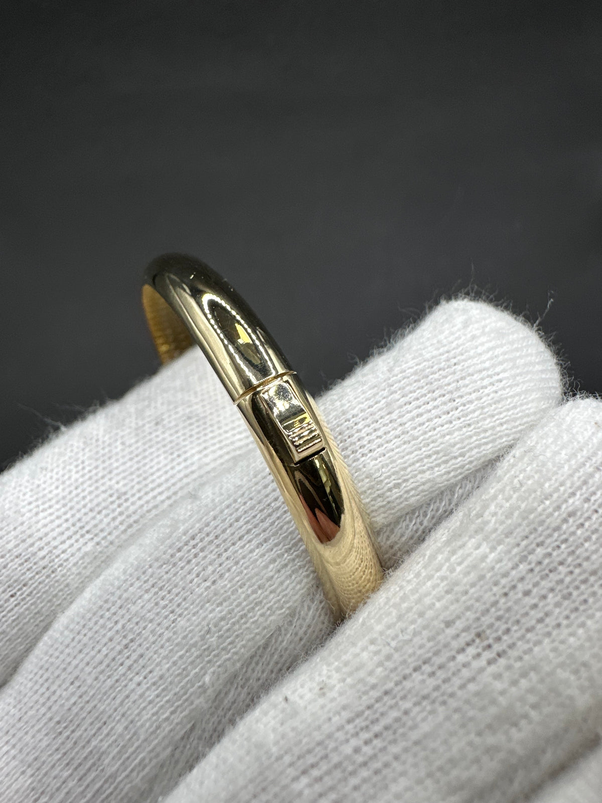 14K Gouden Moderne Gladde Slavenarmband met Structuur – 61,1 mm – 6,1 mm