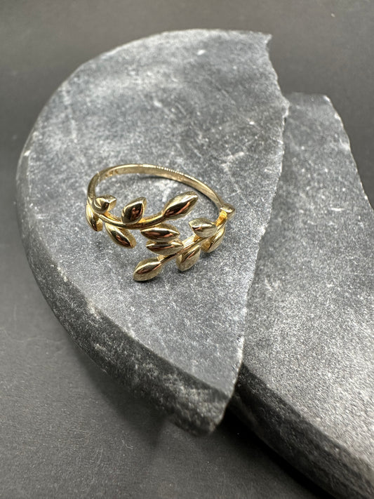 14K Gouden Bladeren Ring