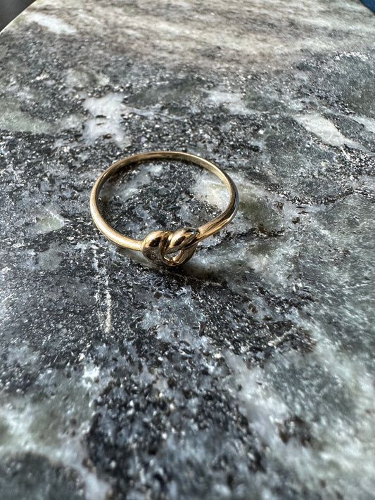 14K Gouden Hartjesring met 0,01 karaat Diamant