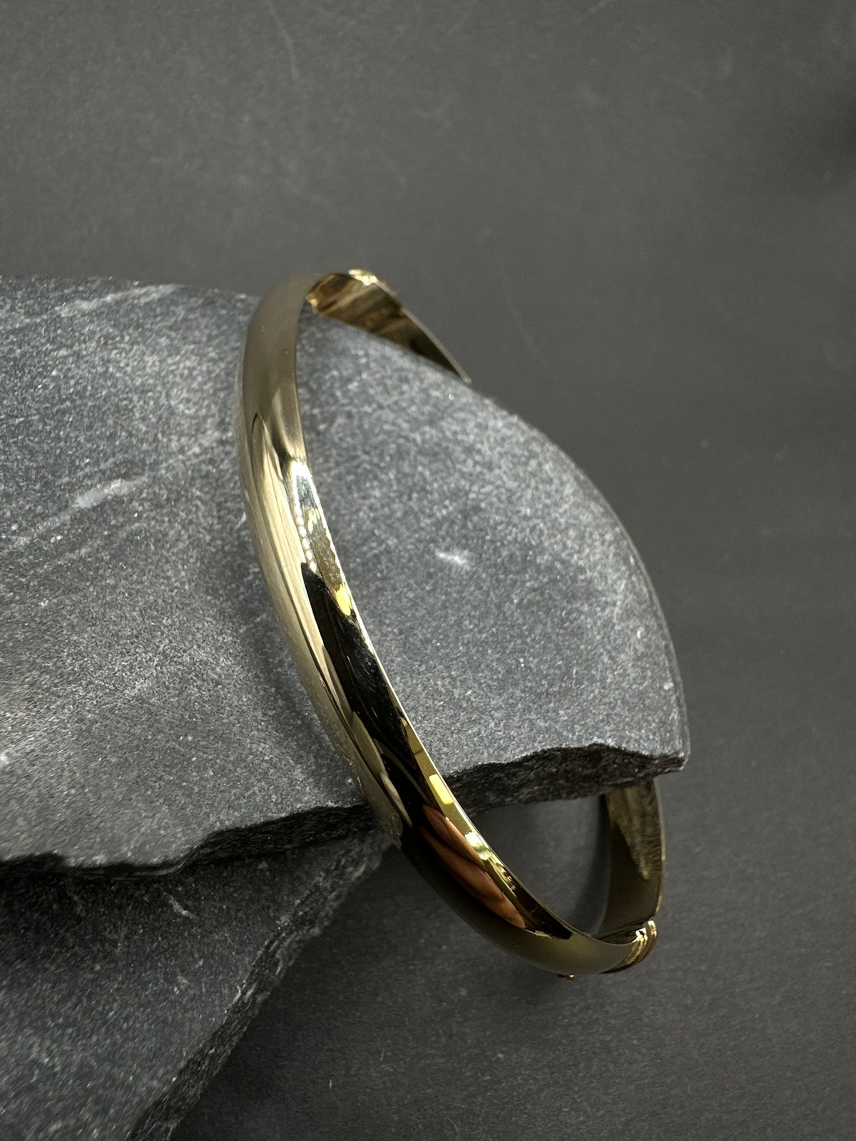 14K Gouden Klassieke Gladde Slavenarmband met Veersysteem – 61,1 mm – 6 mm