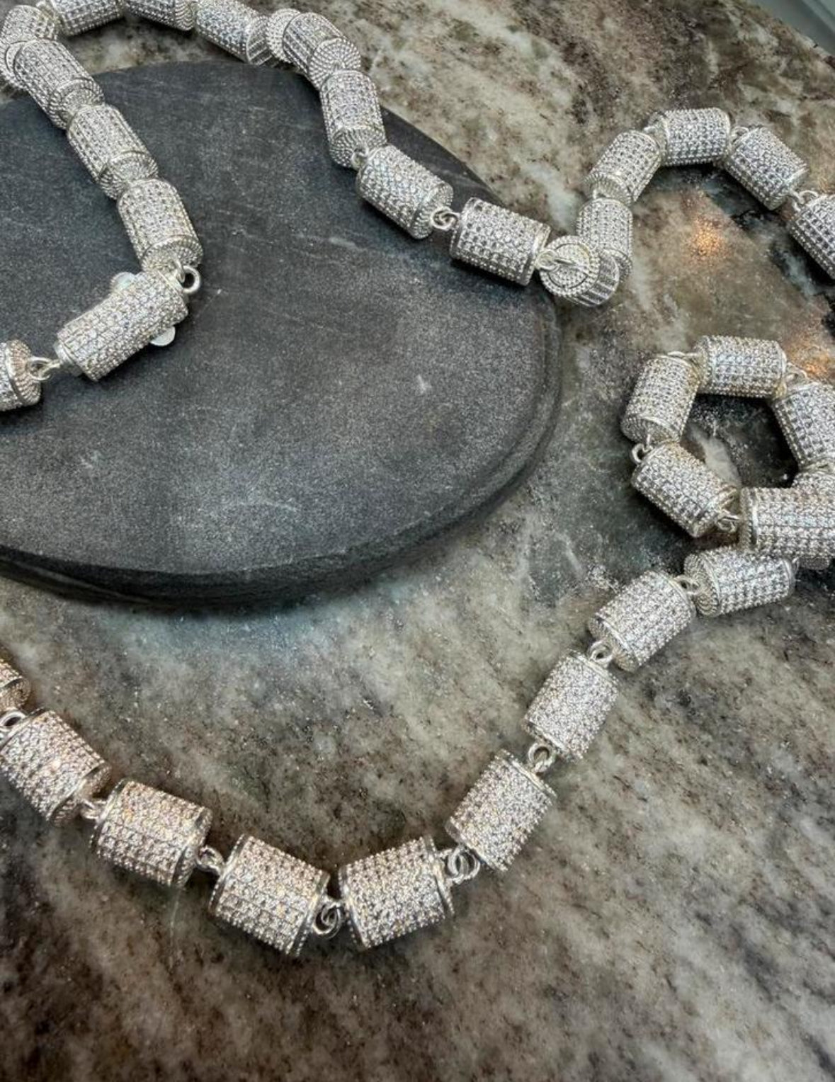 Prachtige 925 Zilveren Ice Ketting – 76 cm | 9,3 mm | Cilindervormige Schakel & Volledig Bezet met Zirkonia