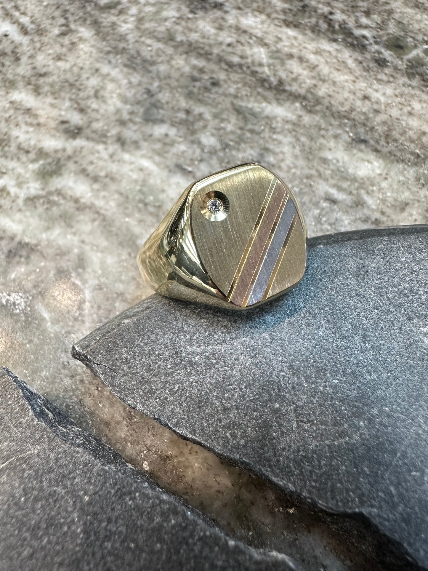 Prachtige 14K Gouden Klassieke Tricolor Ring met Zirkonia
