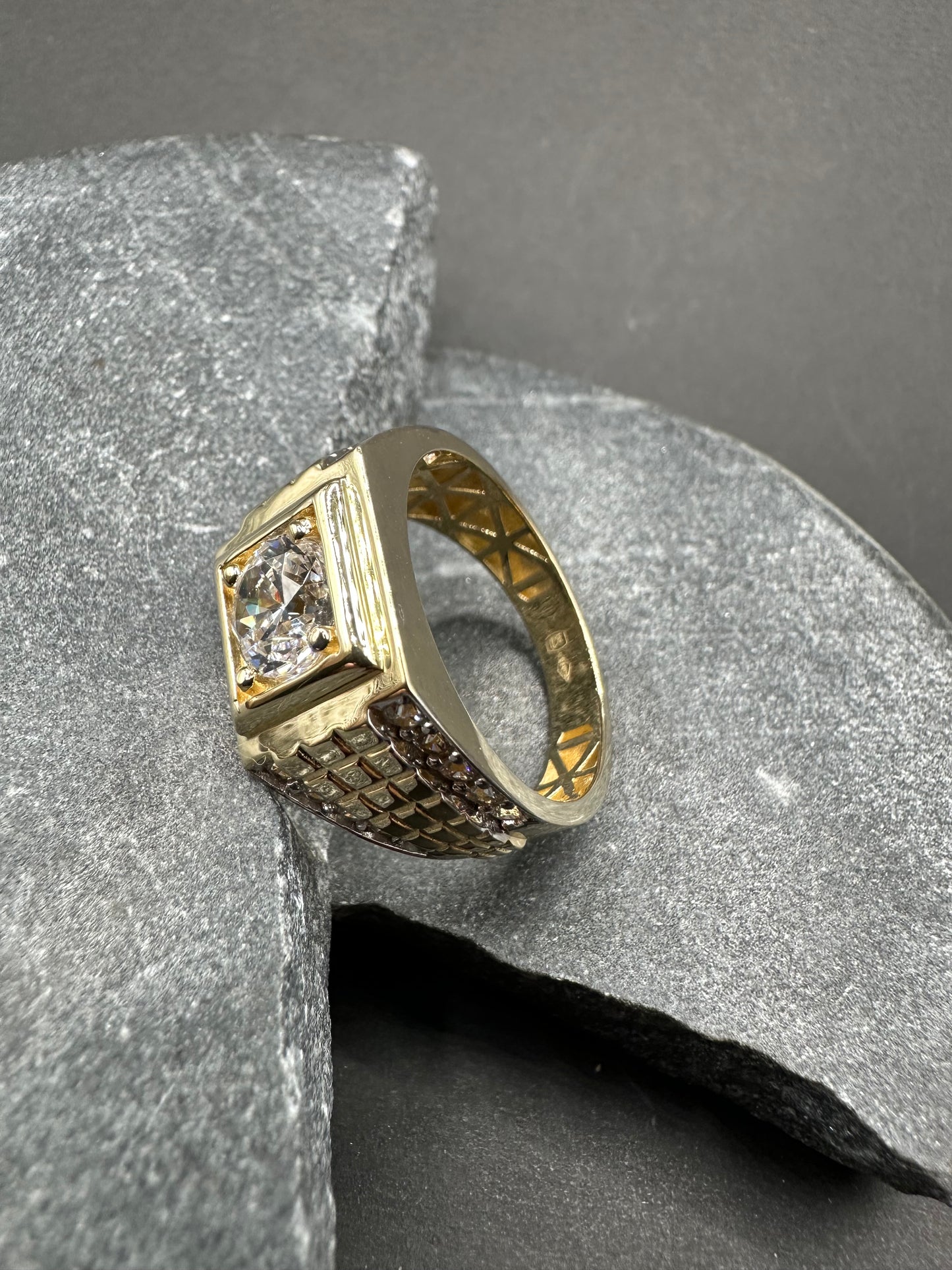 14K Gouden Ring met Zirkonia – Maat 20