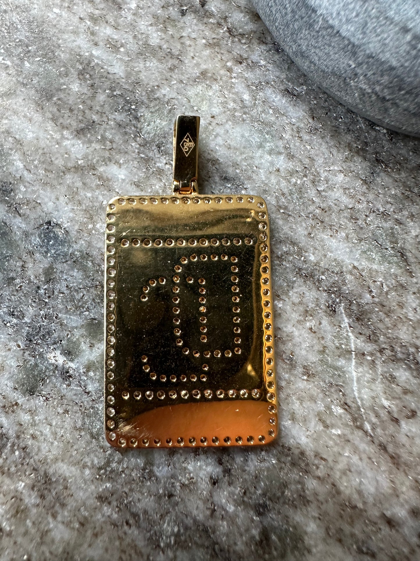 18K Gouden Dream Chasers Hanger – Voor Dromers met Ambitie