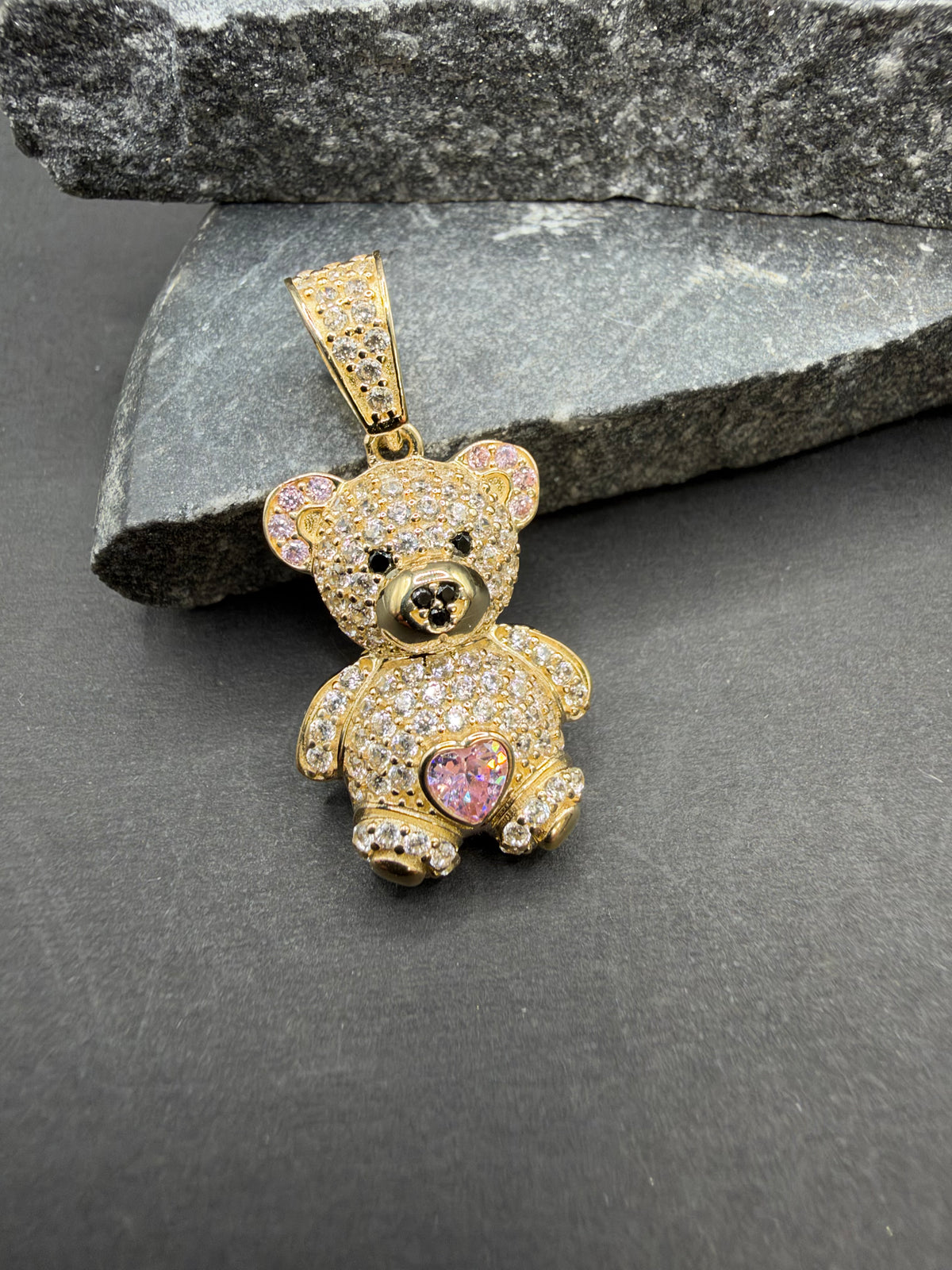 14K Gouden Teddybeer Hanger met Edelstenen – 15,7 × 28 mm