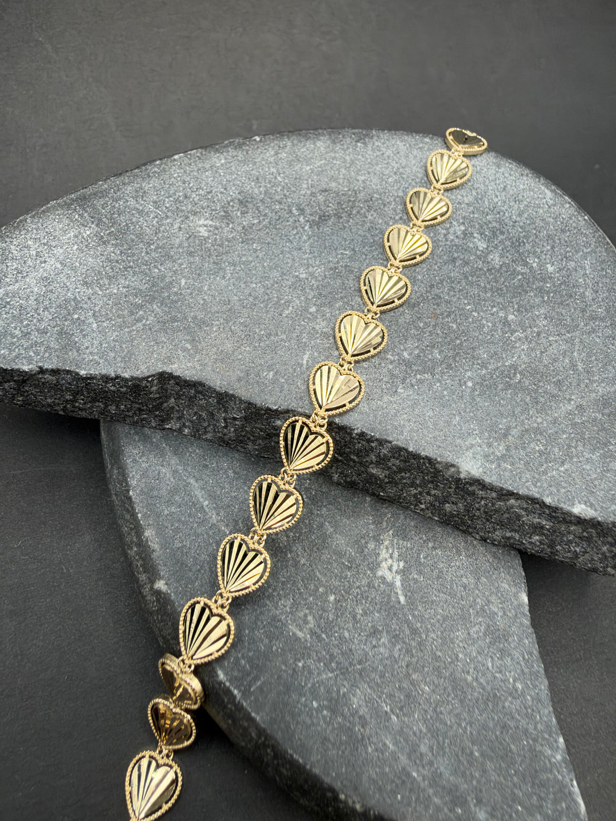 14K Gouden Hartjesarmband met Diamond Cut Bewerking – 6,6 mm