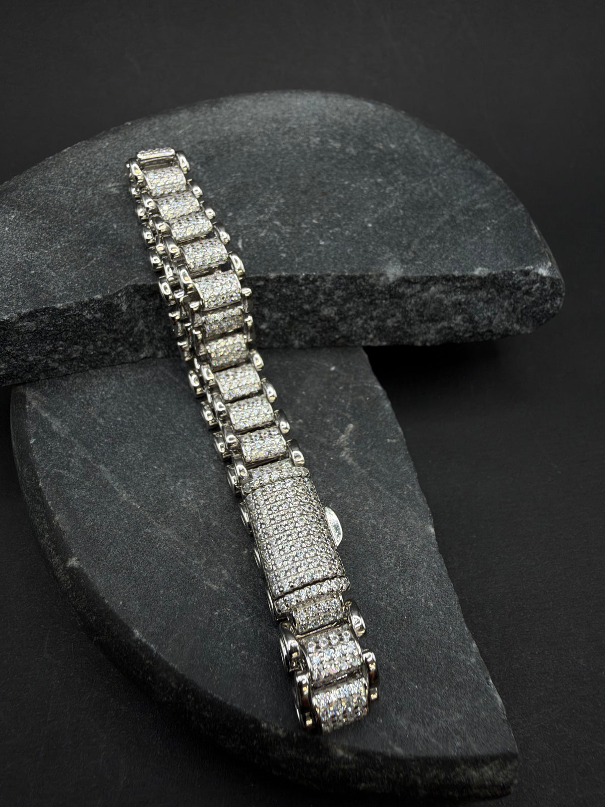 925 Zilveren Iced Cuban Armband – 19 cm – 8,5 mm – Massief