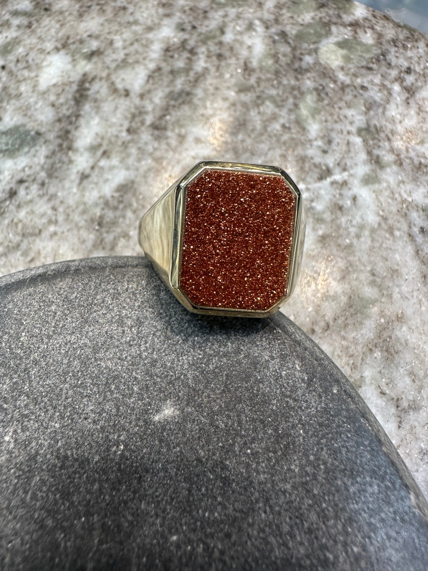 14K Gouden Zegelring met Goudsteen – Maat 20