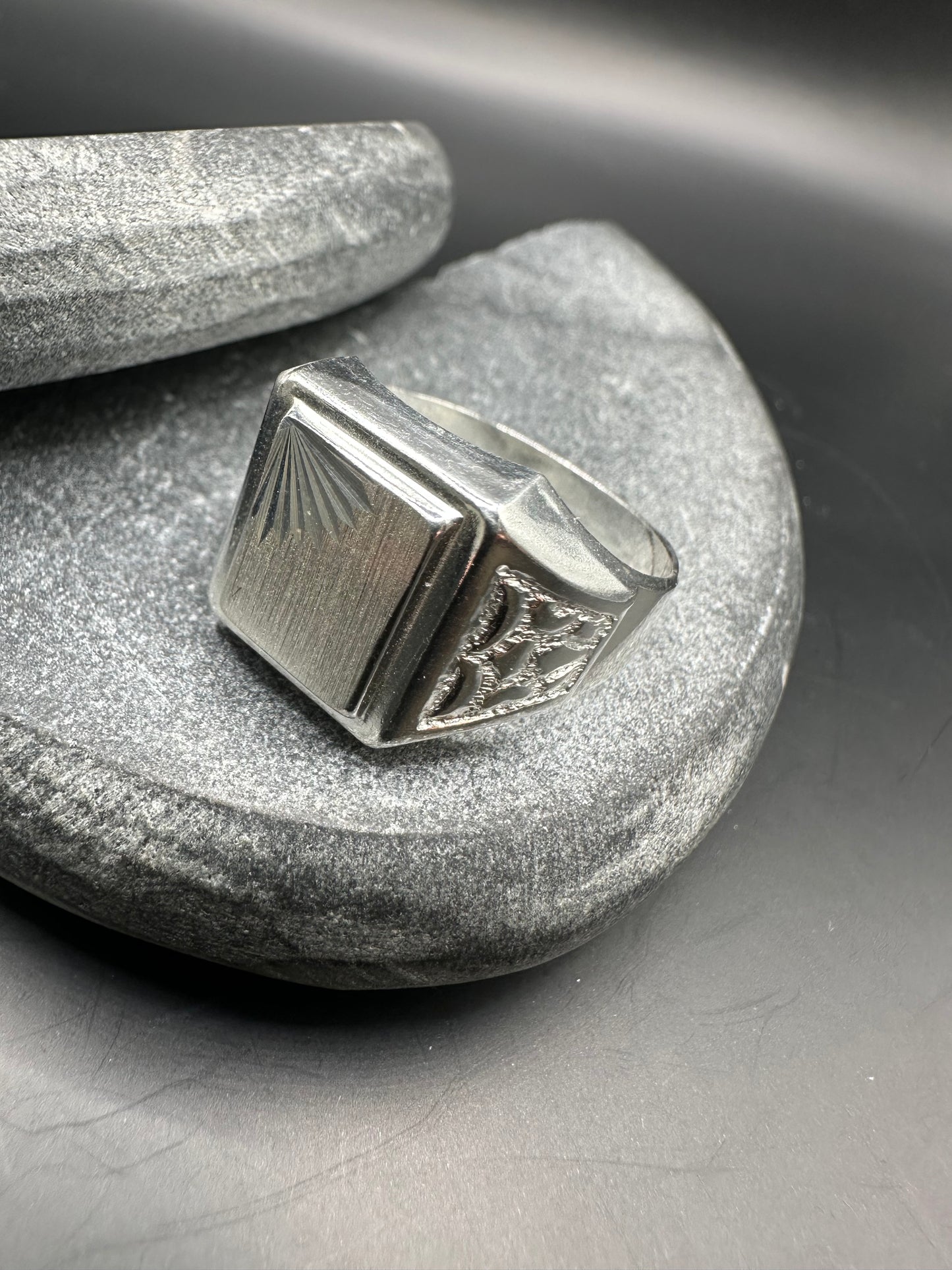 925 Zilveren Zegelring met Diamond Cut Bewerking