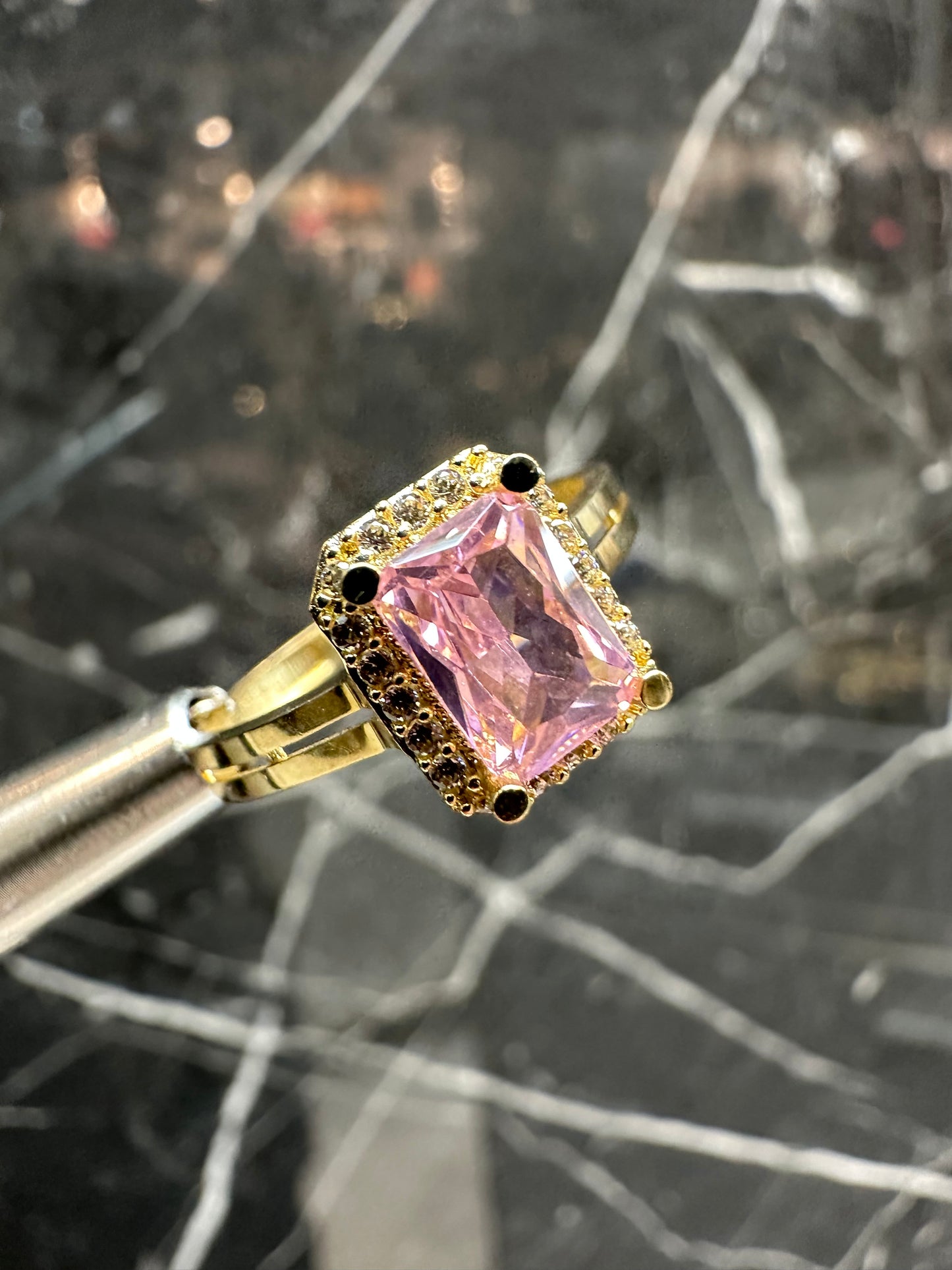 14K Gouden Ring met Toermalijn en Zirkonia – Maat 17,5