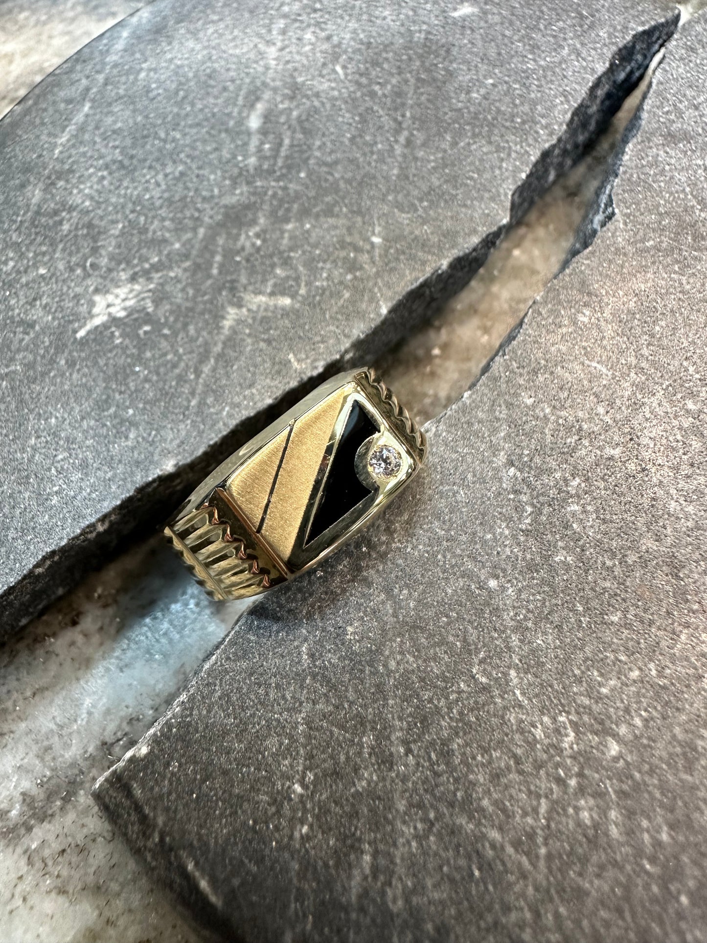 Prachtige 14K Gouden Ring met Onyx & Zirkonia