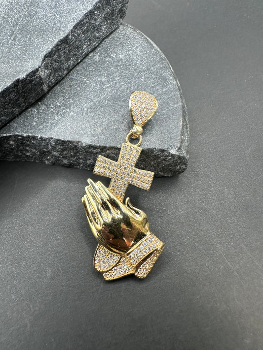 14K Gouden Kruis in Hand Hanger met Zirkonia