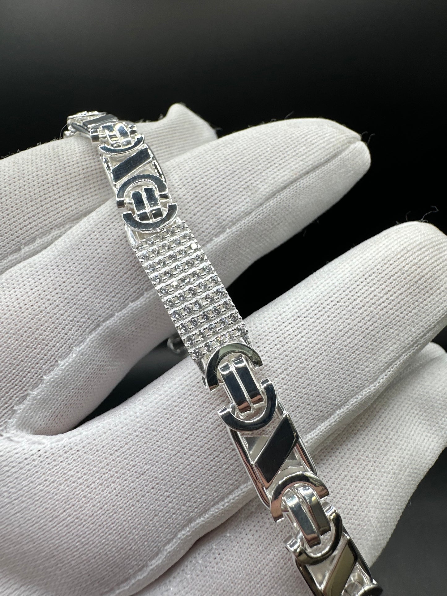 925 Zilveren Iced Valentino Armband – 21 cm