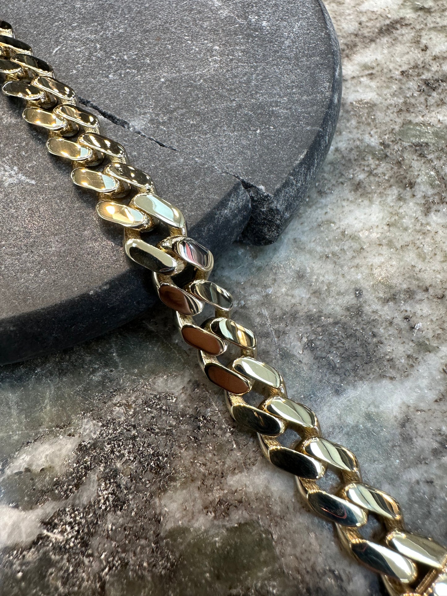 Prachtige 14K Gouden Cubaan Armband – 20,5 cm | 8,7 mm | Tijdloos & Stoer