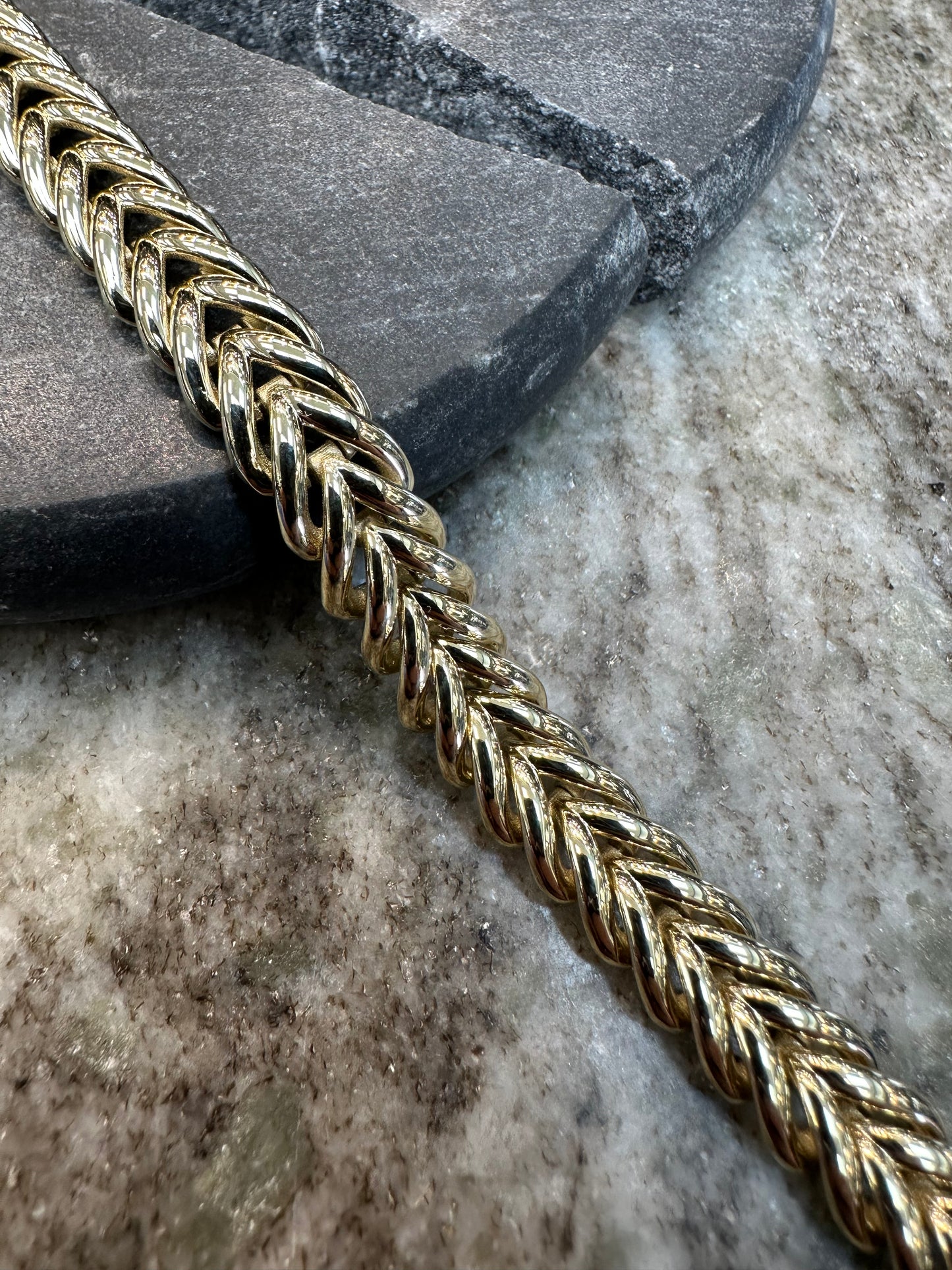 Prachtige 14K Gouden Gevlochten Armband – 20,5 cm | 8,7 mm | Elegant & Luxe