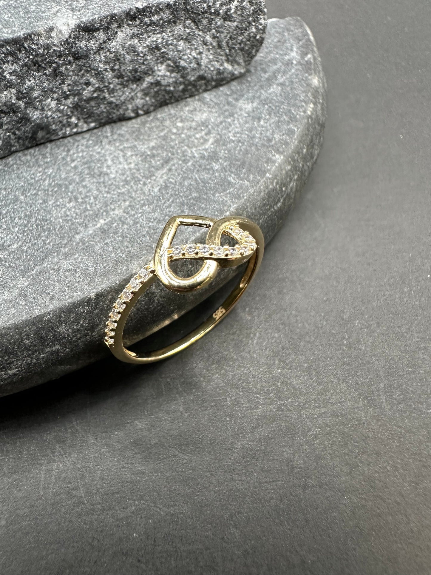 14K Gouden Elegante Hartring – Maat 18,5