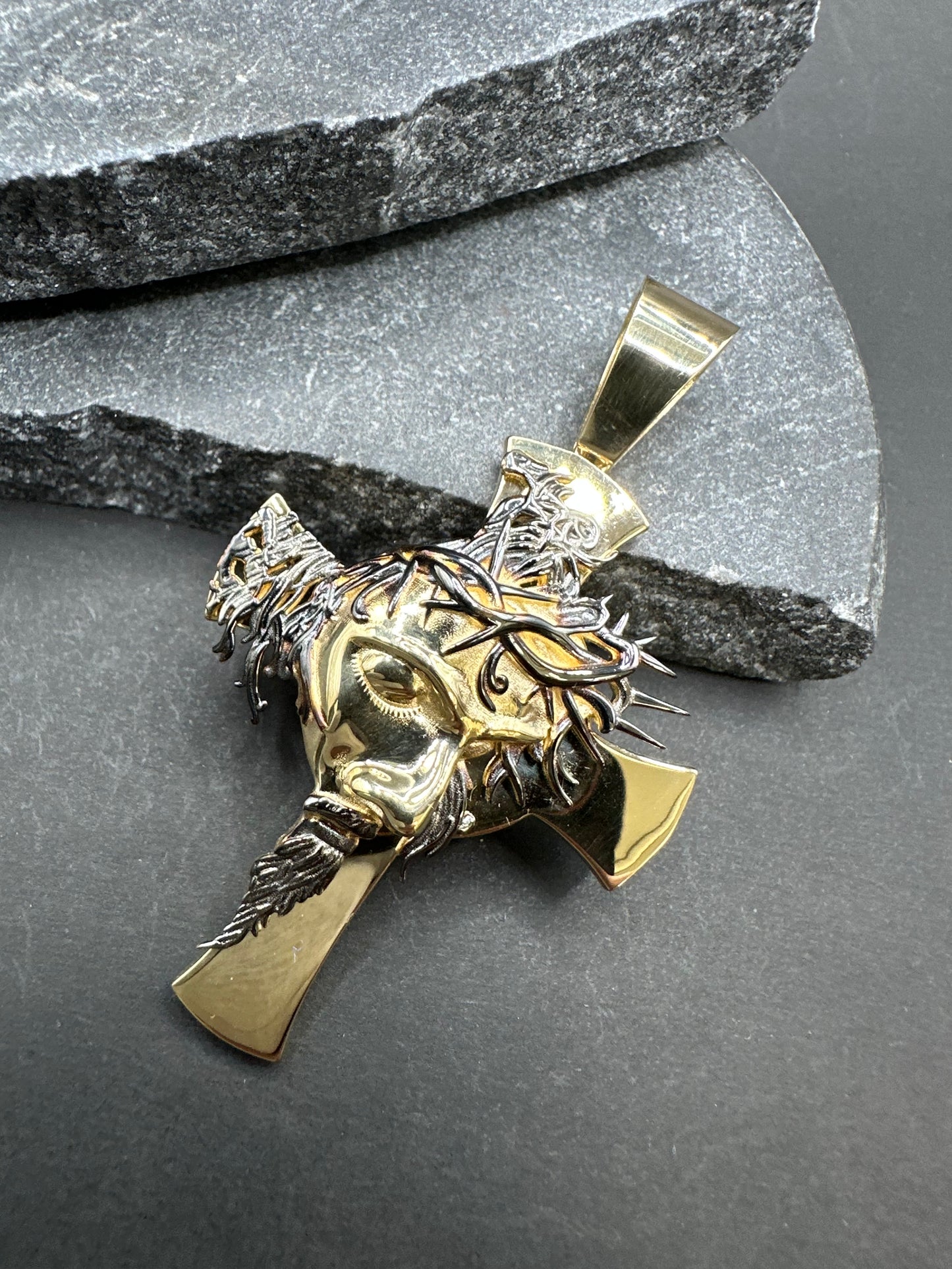 14K Gouden Kruis met Jezusgezicht – 37 × 62 mm