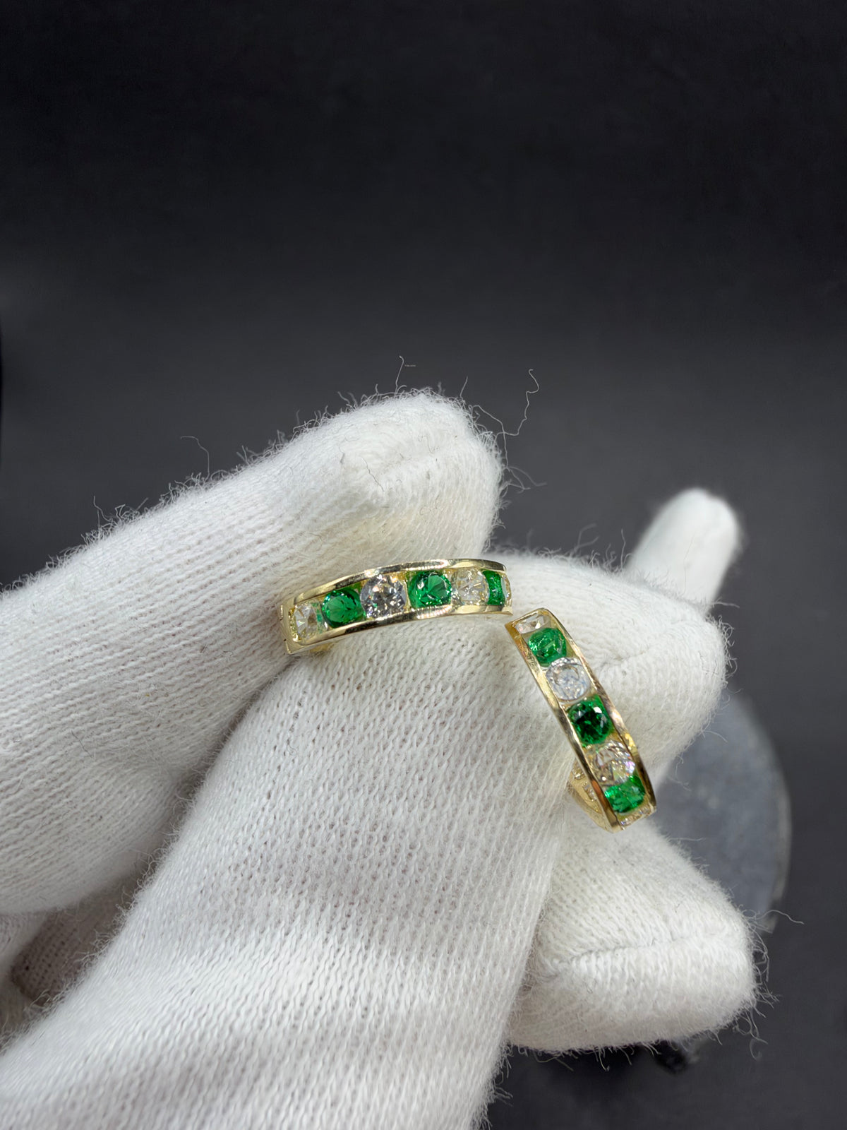 14K Gouden Oorbellen met Zirkonia en Edelsteen – Ø 12 mm – 2,6 mm Breed