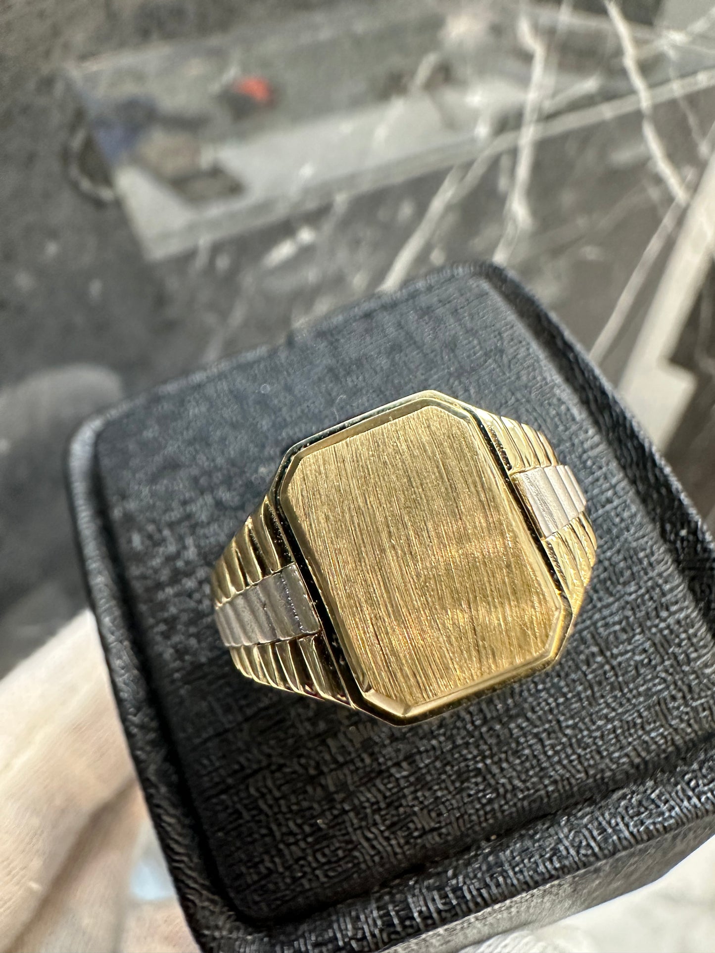 Prachtige 14K Gouden Zegelring Bicolor – Geelgoud & Witgoud – Graveren Gratis! | Maat 20,5