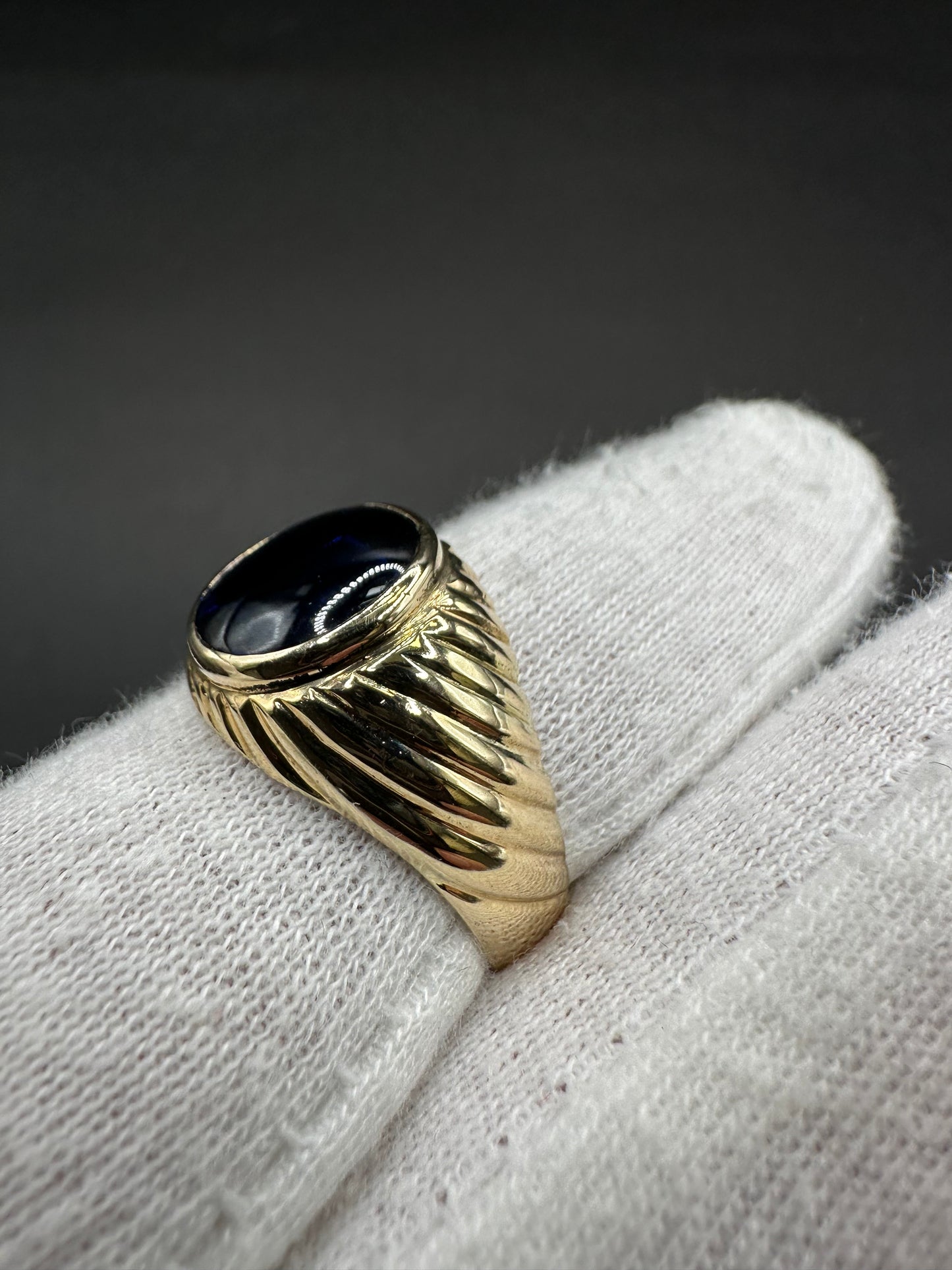 14K Gouden Ring met Blauwe Edelsteen – Maat 20,5