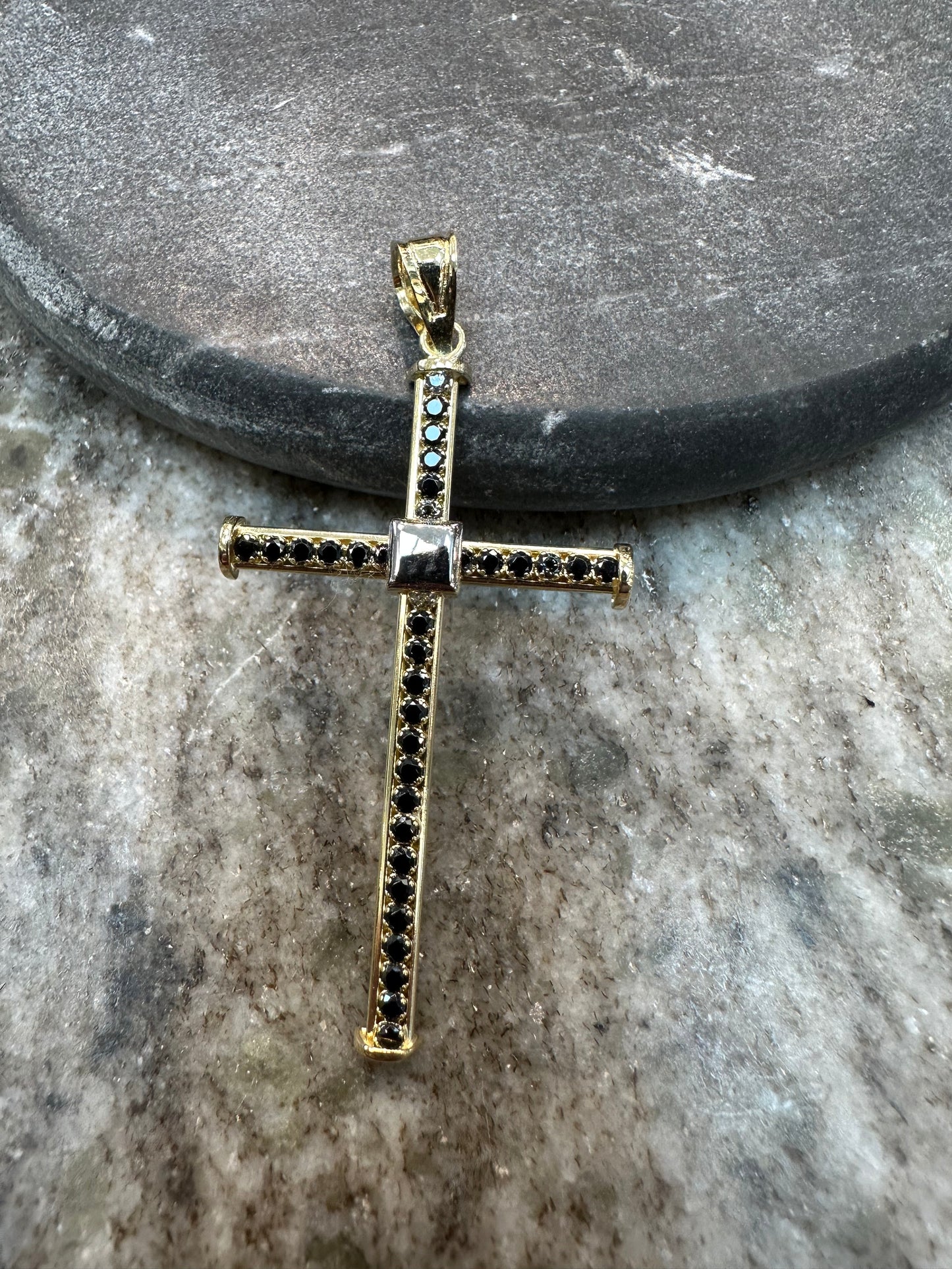 14K Gouden Elegante Kruishanger met Onyx