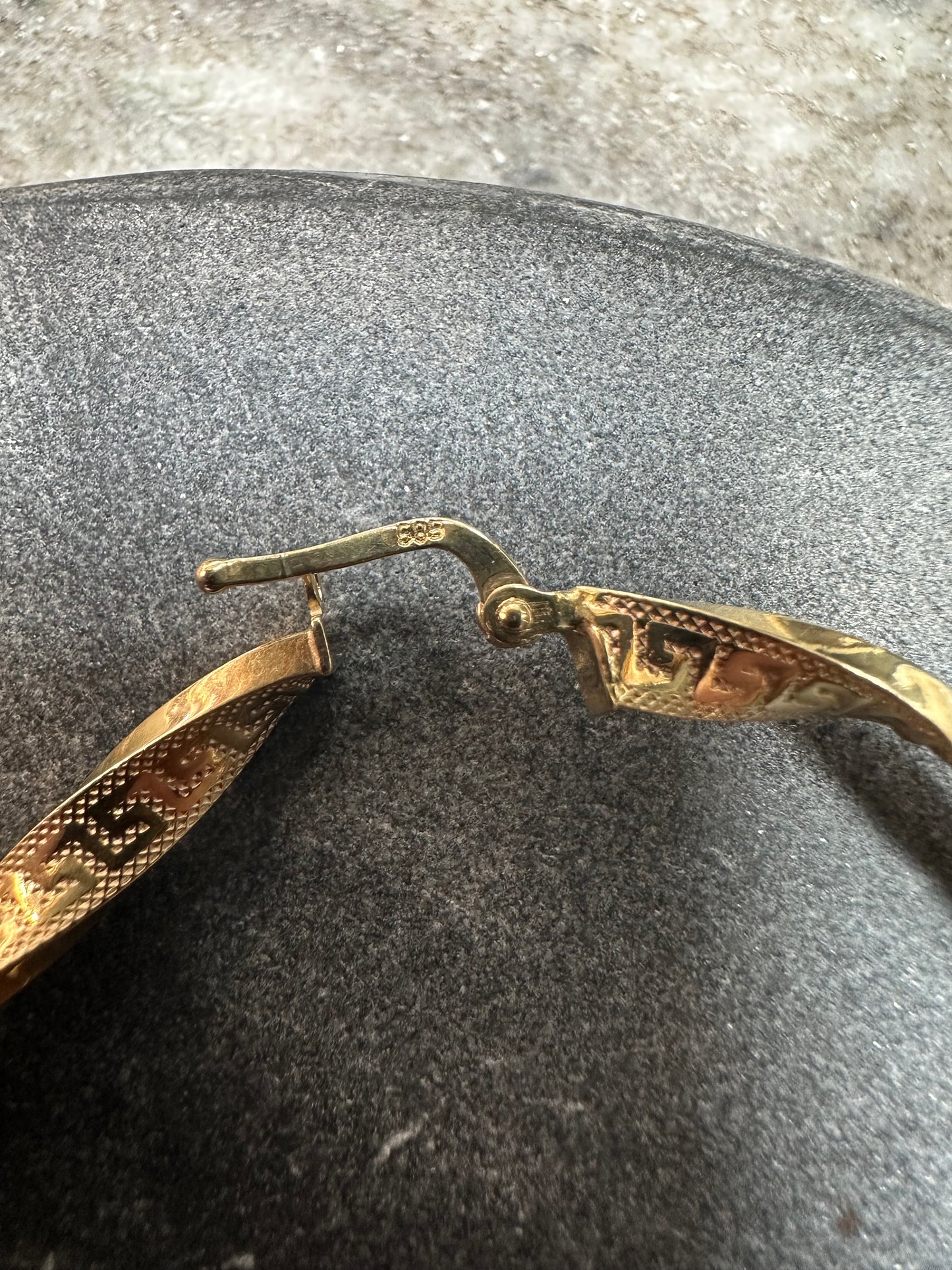14K Gouden Wokkels Oorbellen – 55 mm