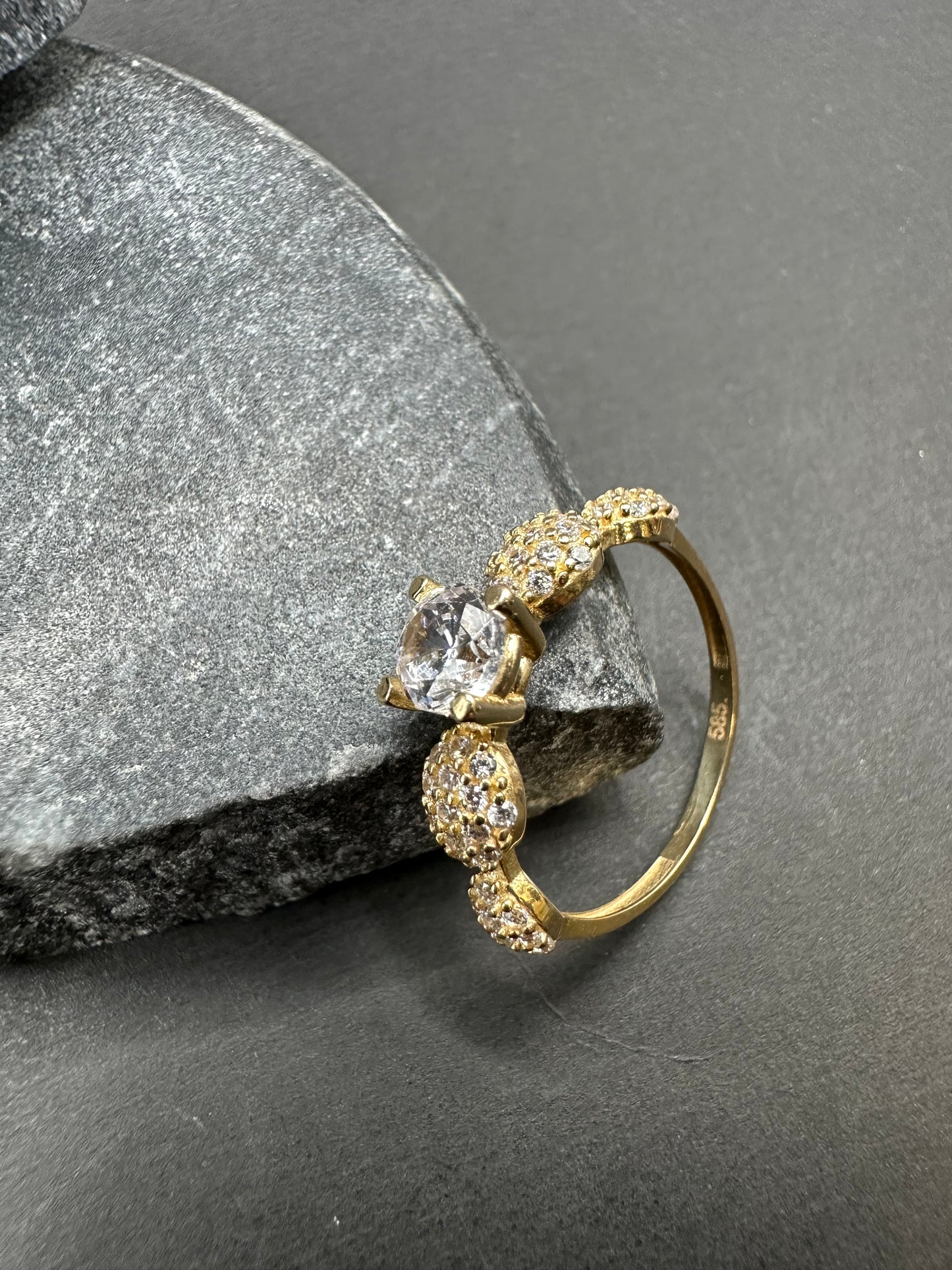 14K Gouden Ring met Zirkonia – Maat 18