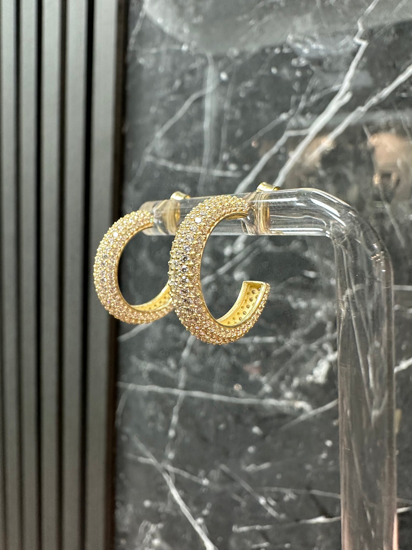 14K Gouden Oorbellen met Zirkonia – 19,4 mm