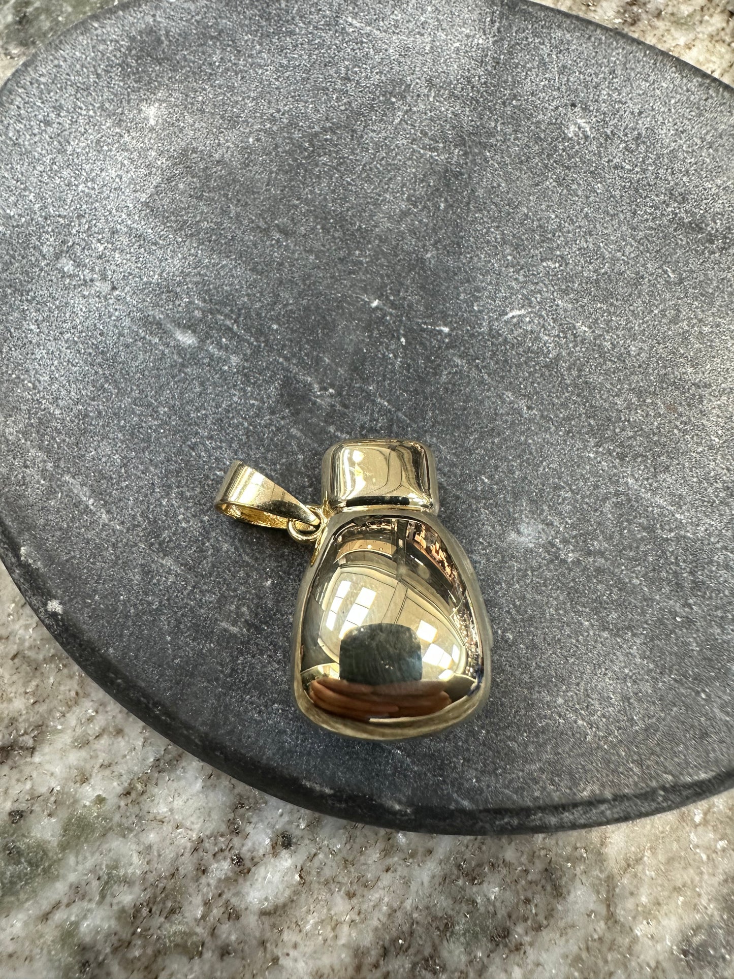 14K Gouden Bokshandschoen Hanger – 15,5 mm
