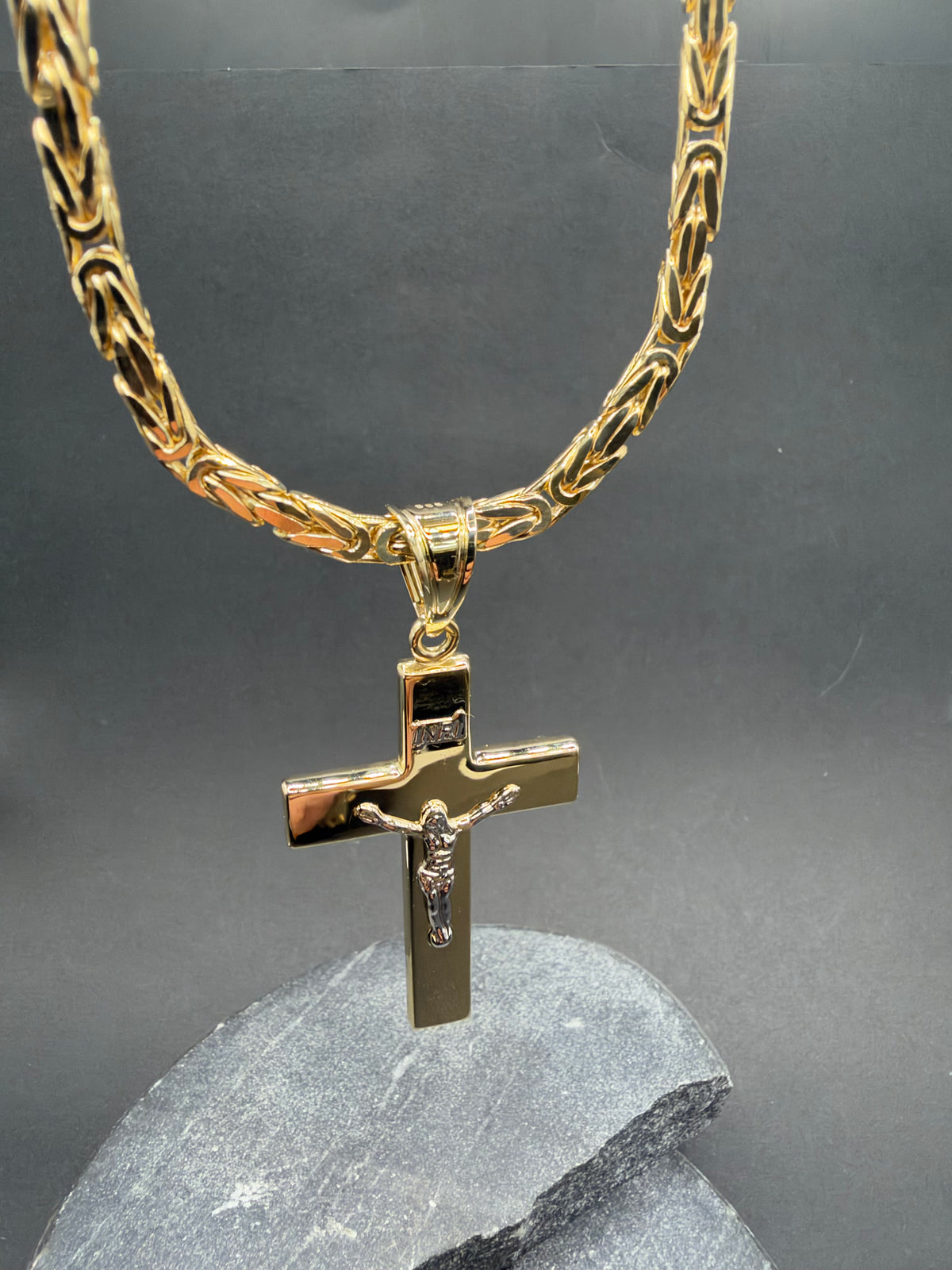 14K Gouden Koningsketting met Witgouden Kruishanger – 60 cm – 3,8 mm